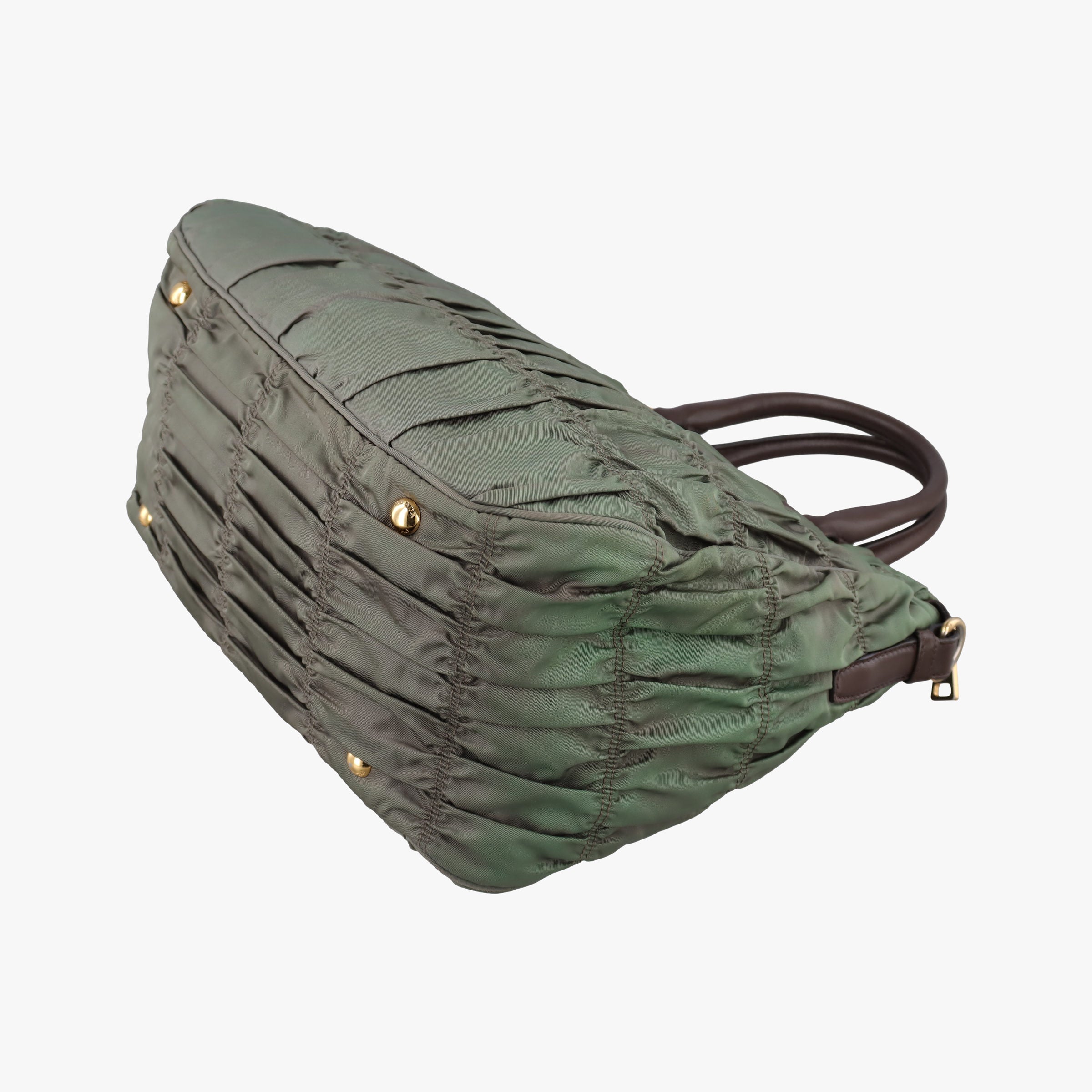 Vintage Prada Gaufre Green nylon BN1935 shoulderbag | stylenewstar