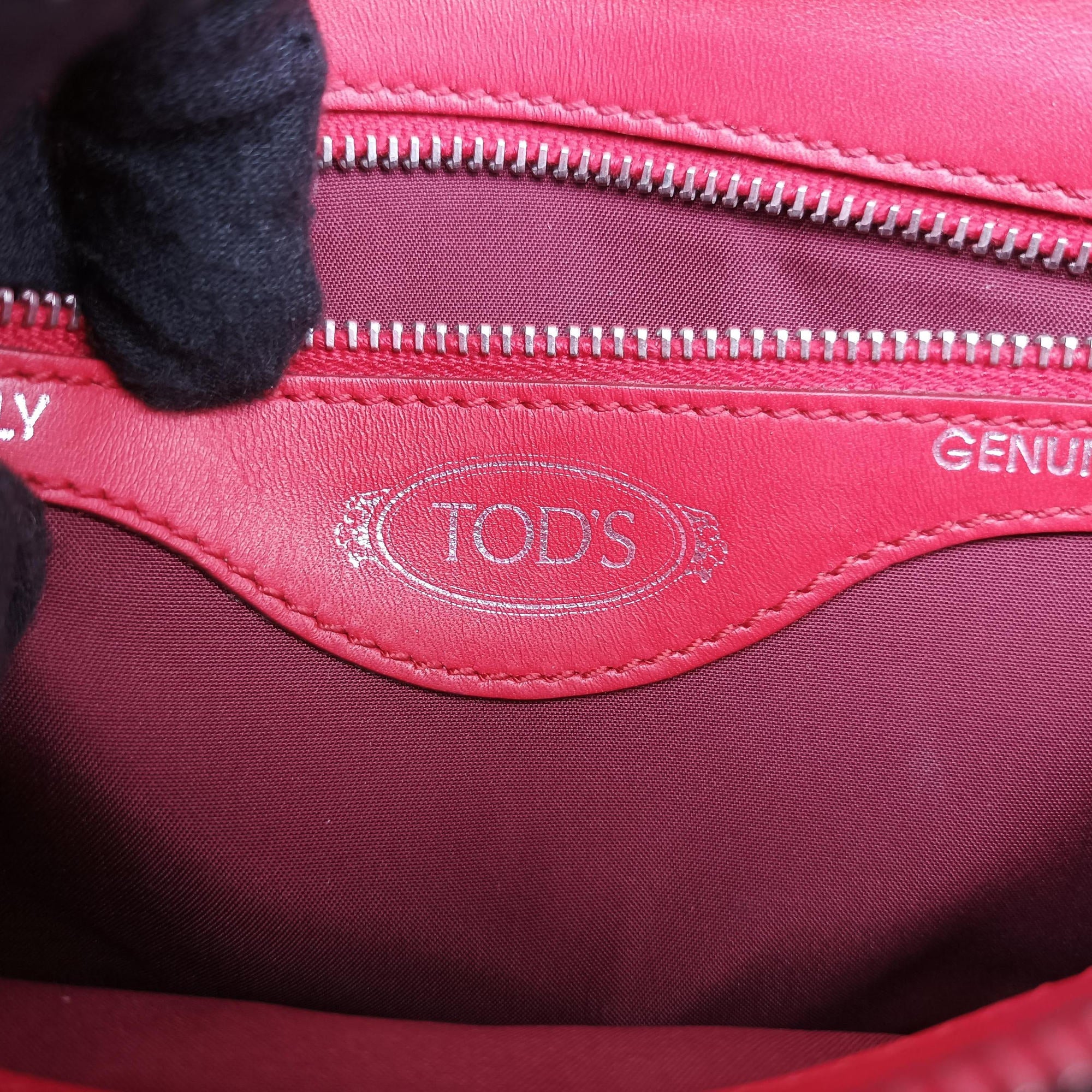 Pre-owned TODS Double T Red Leather  shoulderbag | stylenewstar