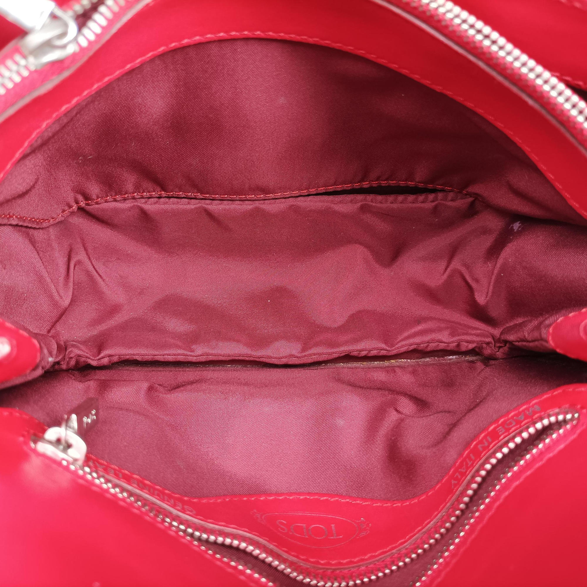 Pre-owned TODS Double T Red Leather  shoulderbag | stylenewstar