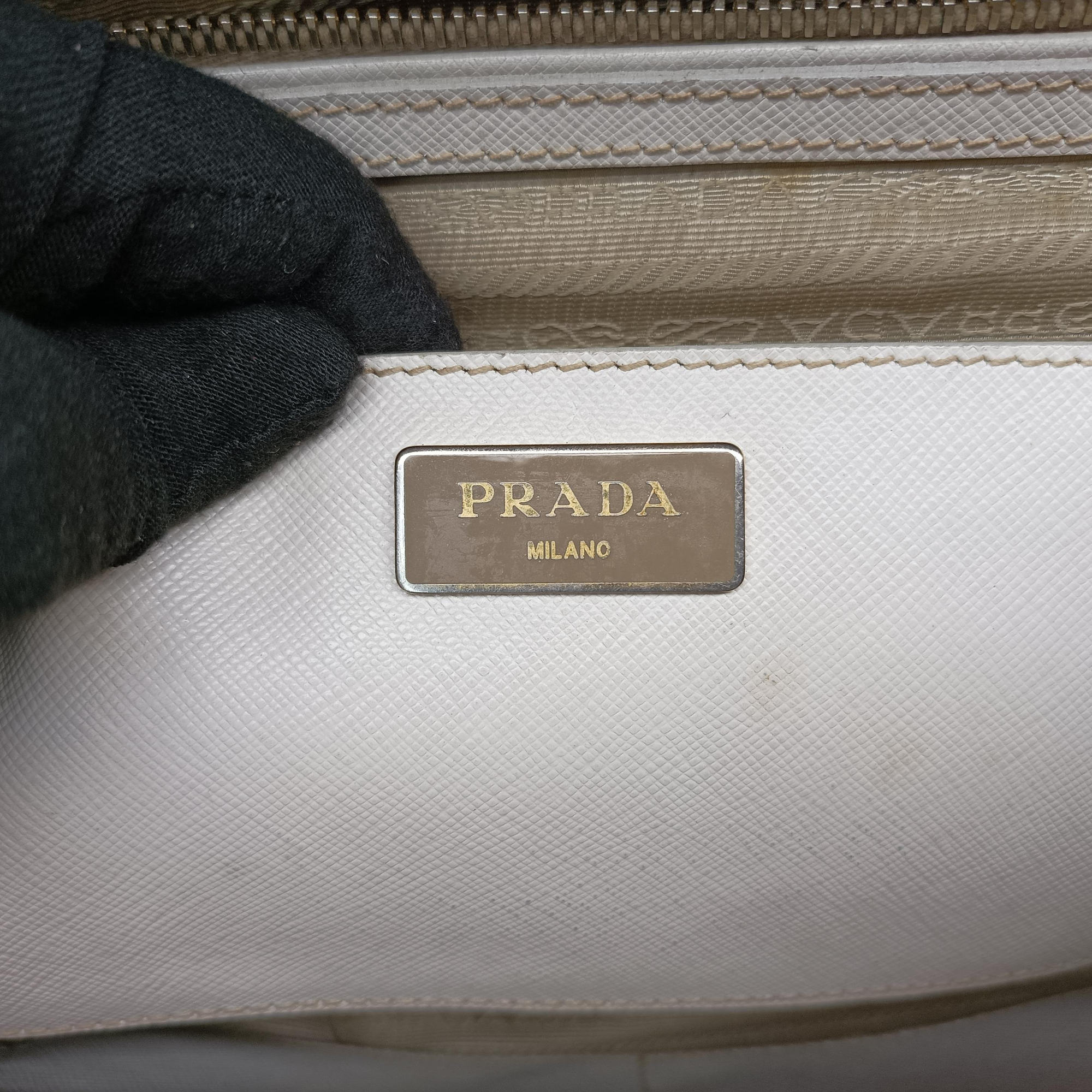 Pre-owned Prada Galleria White SAFFIANO Leather BN1801 shoulderbag | stylenewstar