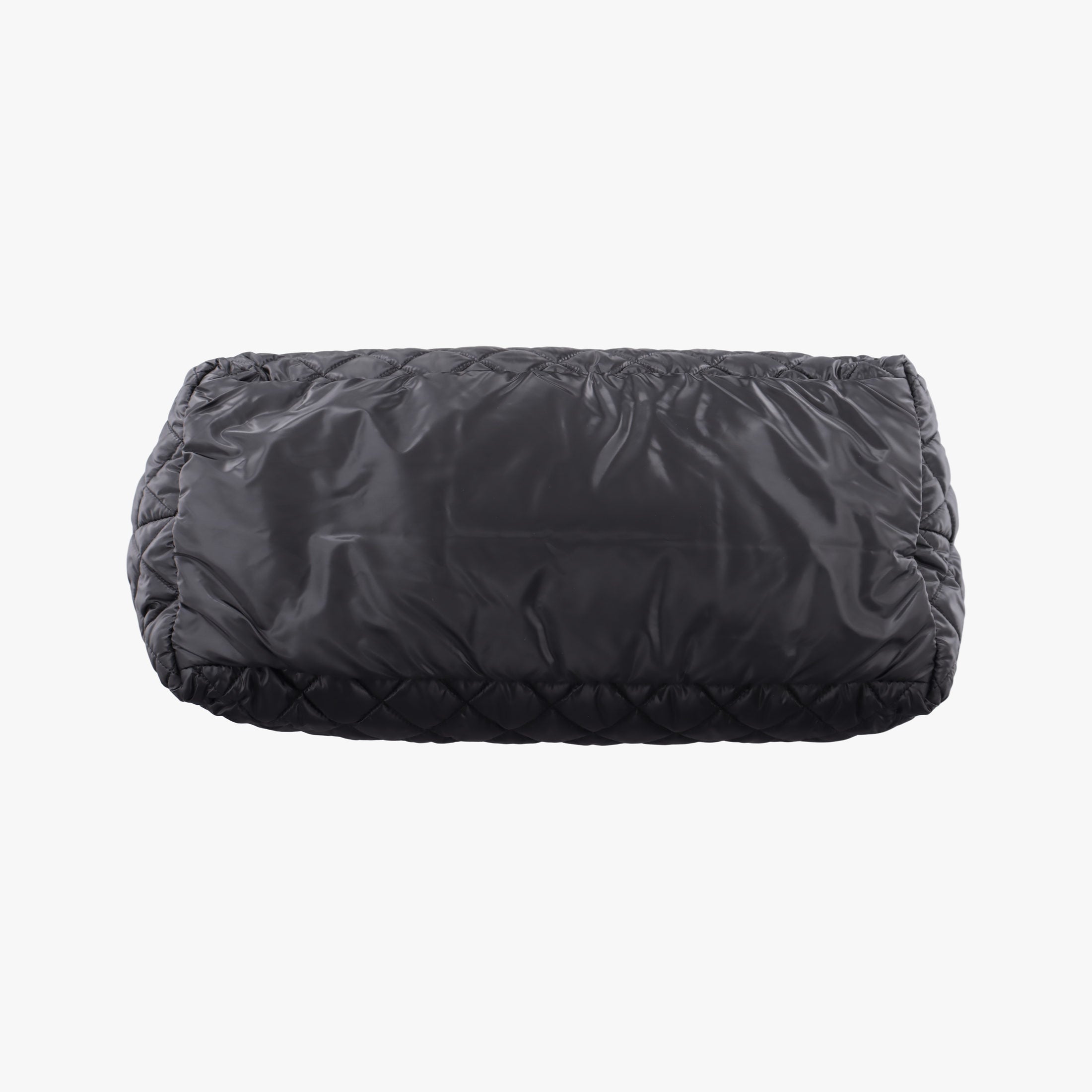 Secondhand Chanel Coco Cocoon Black nylon A48610 handbag | stylenewstar