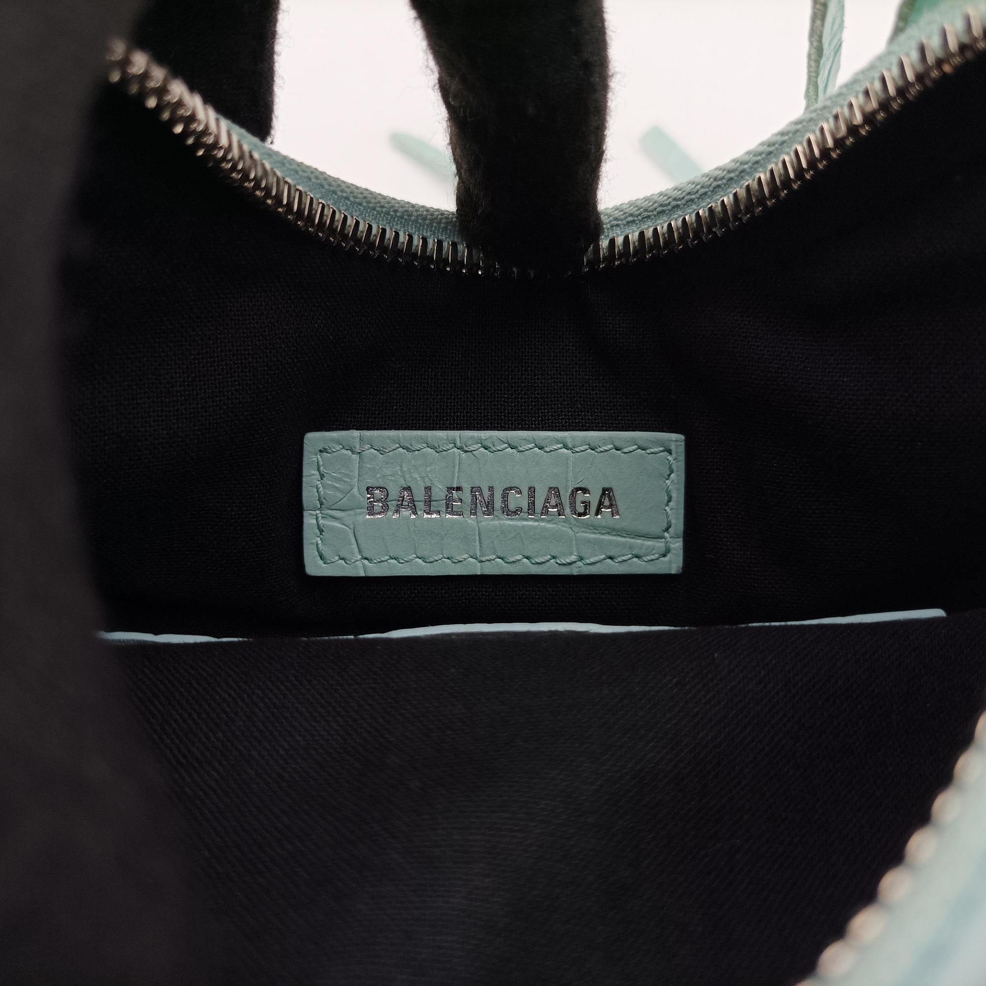 Pre-owned Balenciaga Le Cagole mini Blue lambskin  shoulderbag | stylenewstar