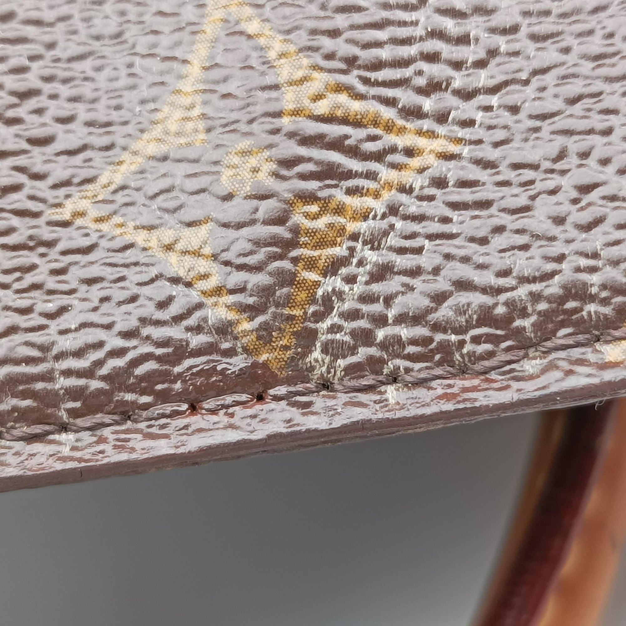 Secondhand Louis Vuitton MONTAIGNE MM Brown Monogram Canvas M41056 shoulderbag | stylenewstar