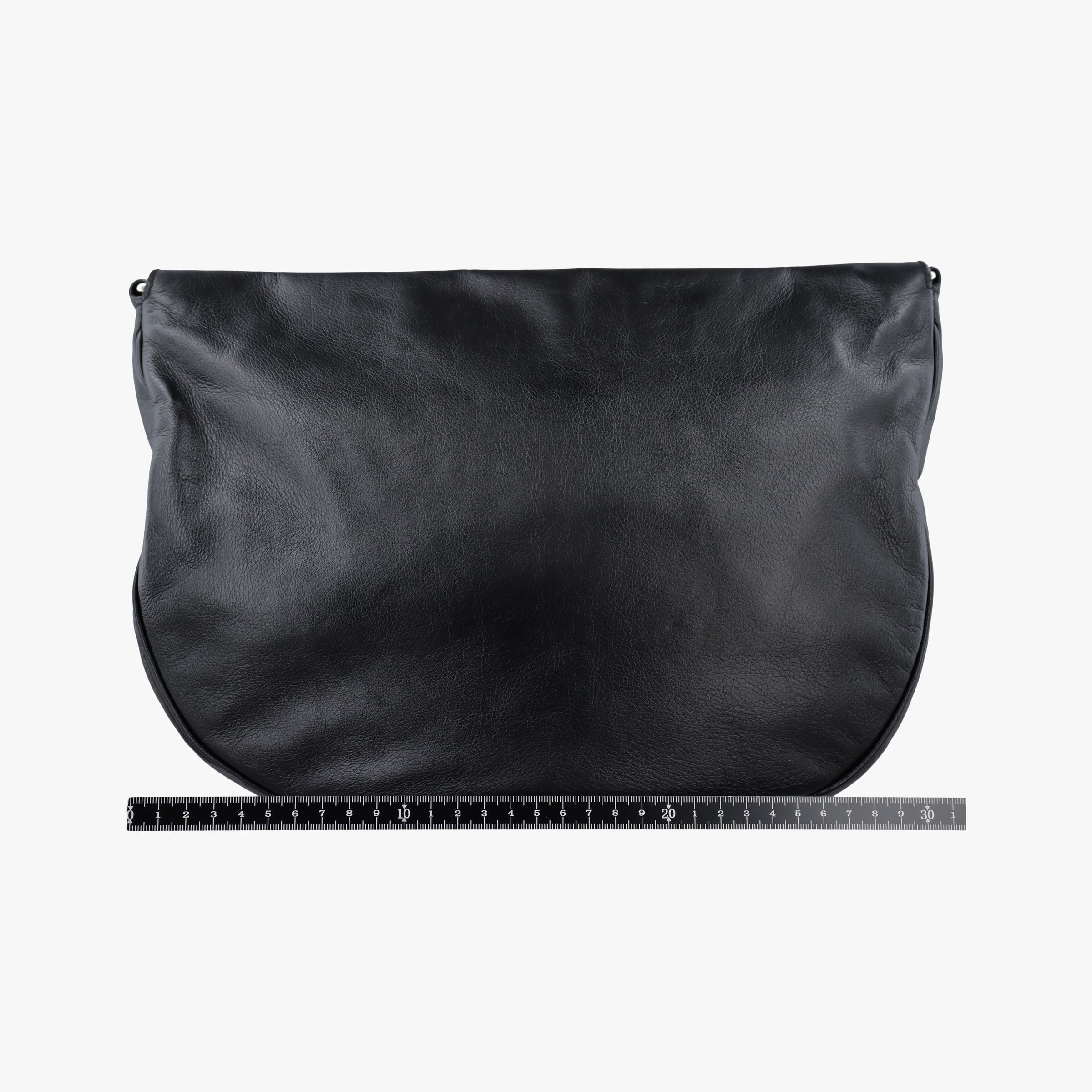 Secondhand Gucci Romy Messenger Black Leather 177106 shoulderbag | stylenewstar