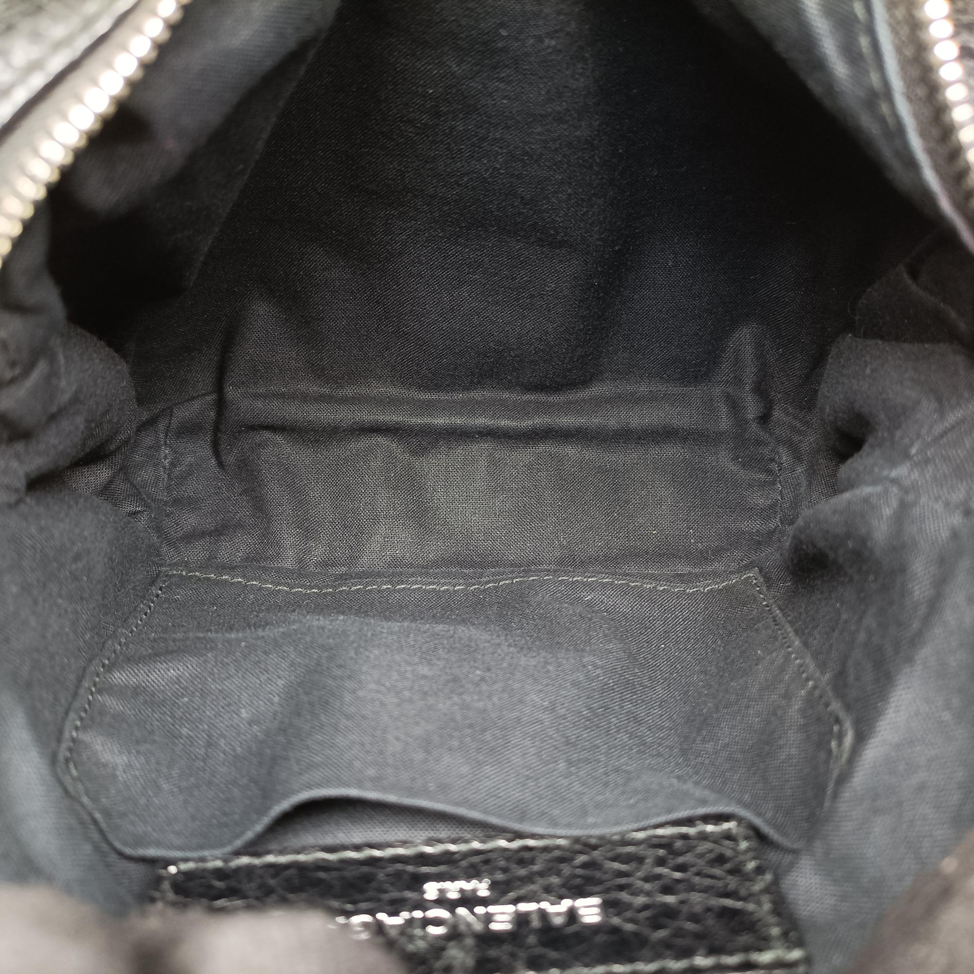 Vintage Balenciaga Classic Neo Lift Black Lambskin 341628 bum bag/waist bag | stylenewstar