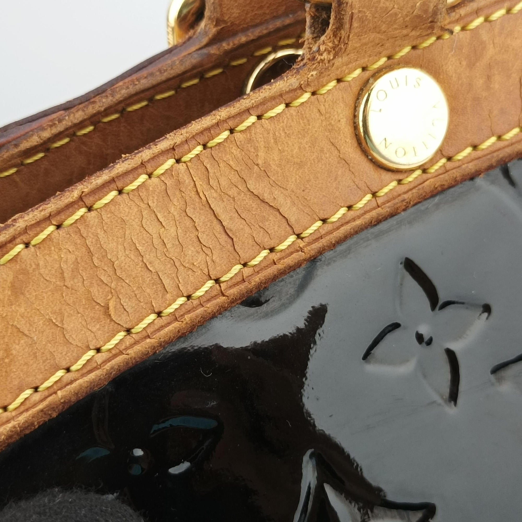 Pre-owned Louis Vuitton Brea MM AMARANTE Vernis M91619 shoulderbag | stylenewstar