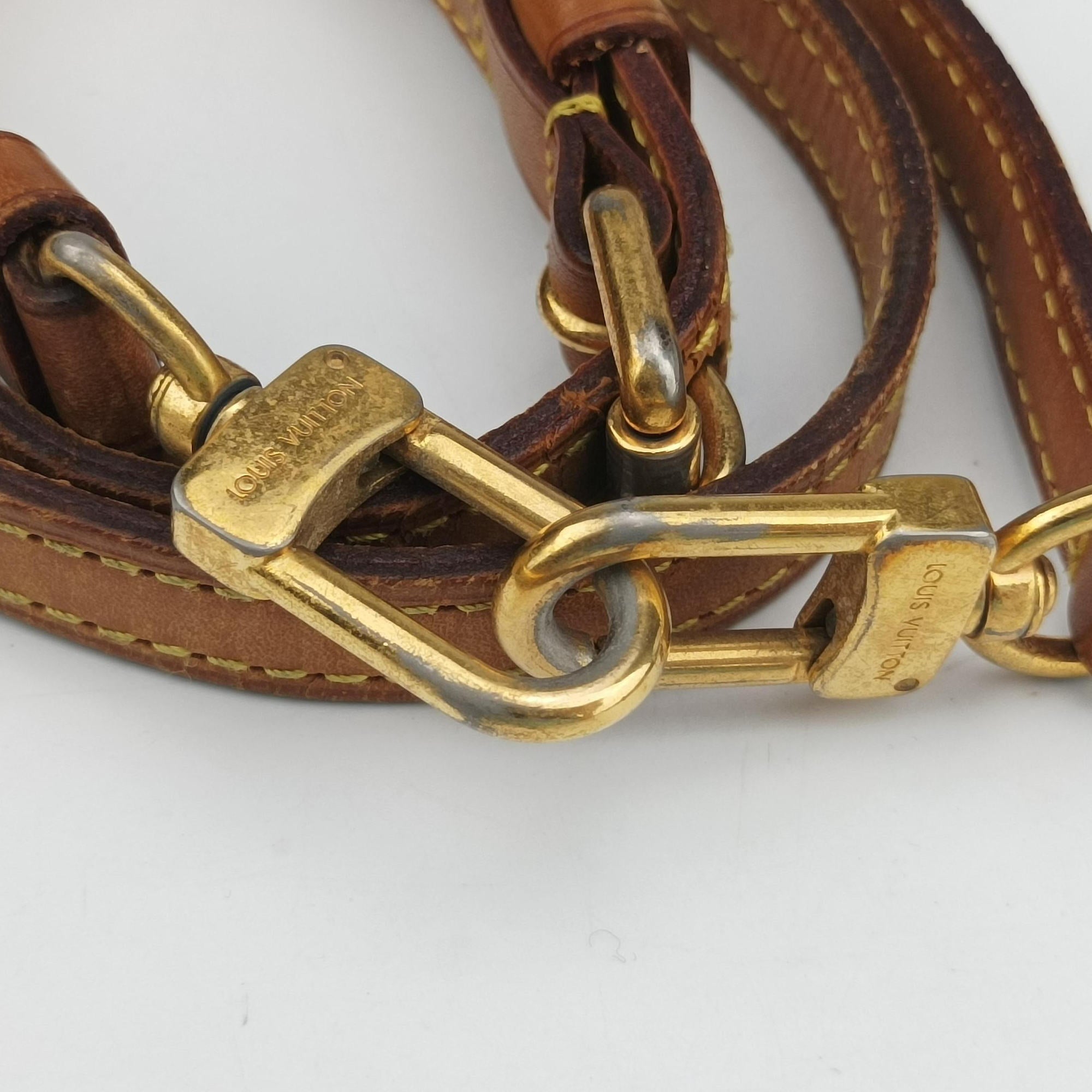 Pre-owned Louis Vuitton Brea MM AMARANTE Vernis M91619 shoulderbag | stylenewstar