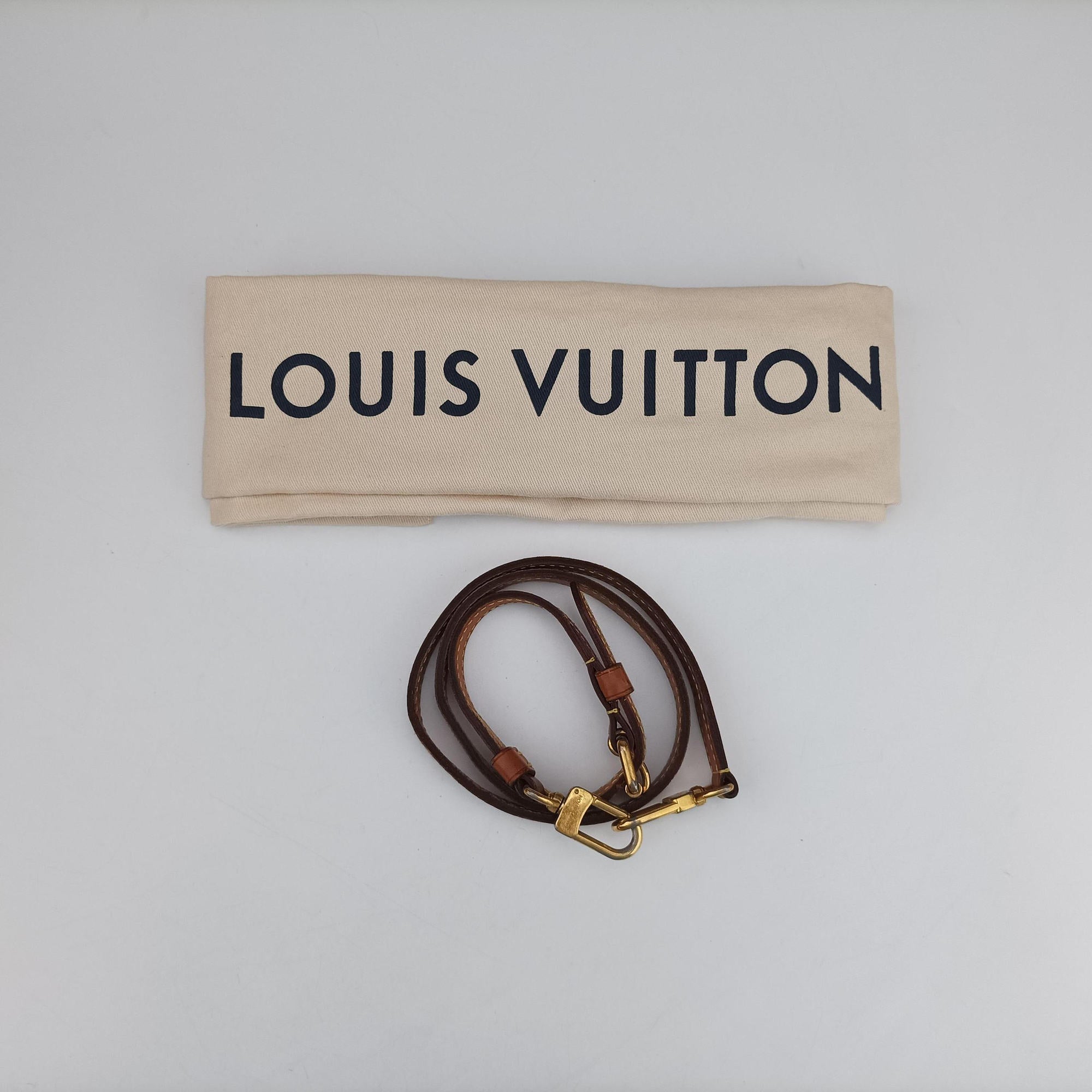 Pre-owned Louis Vuitton Brea MM AMARANTE Vernis M91619 shoulderbag | stylenewstar