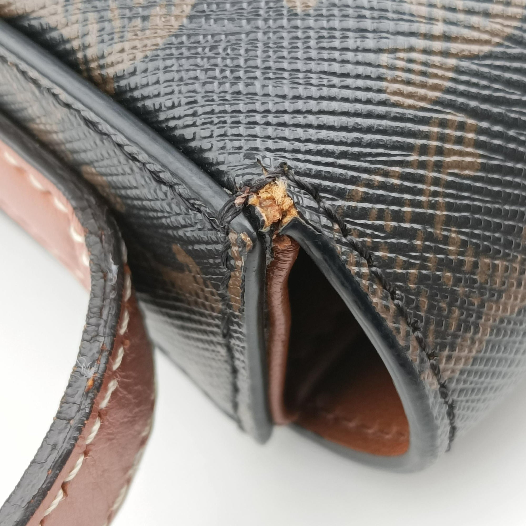 Pre-owned Celine TRIOMPHE Brown PVC coated canvas  shoulderbag | stylenewstar