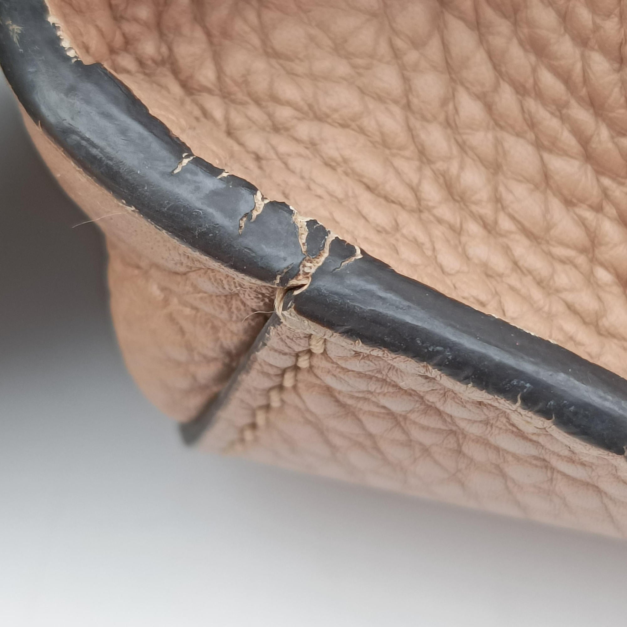 Pre-owned Gucci BAMBOO Beige Leather 370829 shoulderbag | stylenewstar