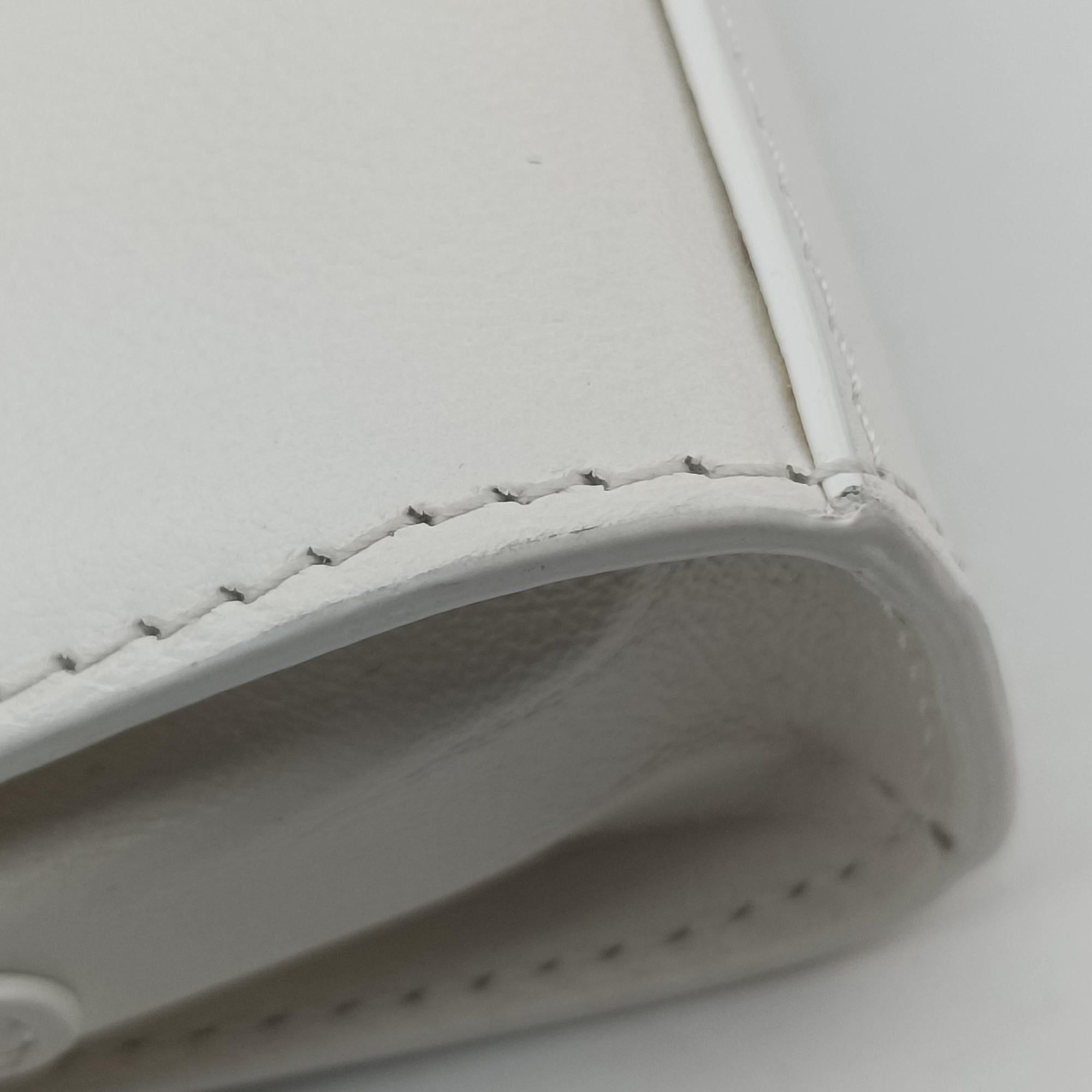 Pre-owned Delvaux Tampete White Leather  coinpurse | stylenewstar