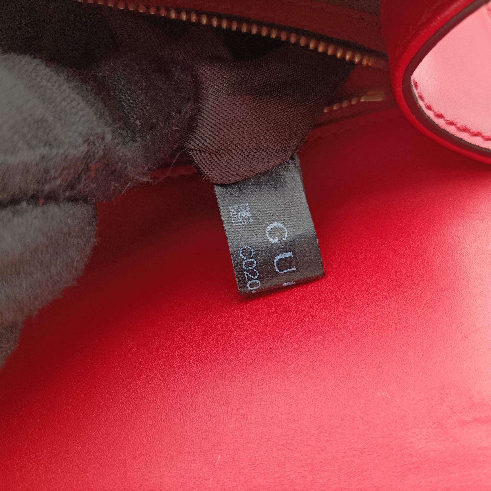 Pre-owned Gucci Sylvie Red×navy Leather 421882 shoulderbag | stylenewstar