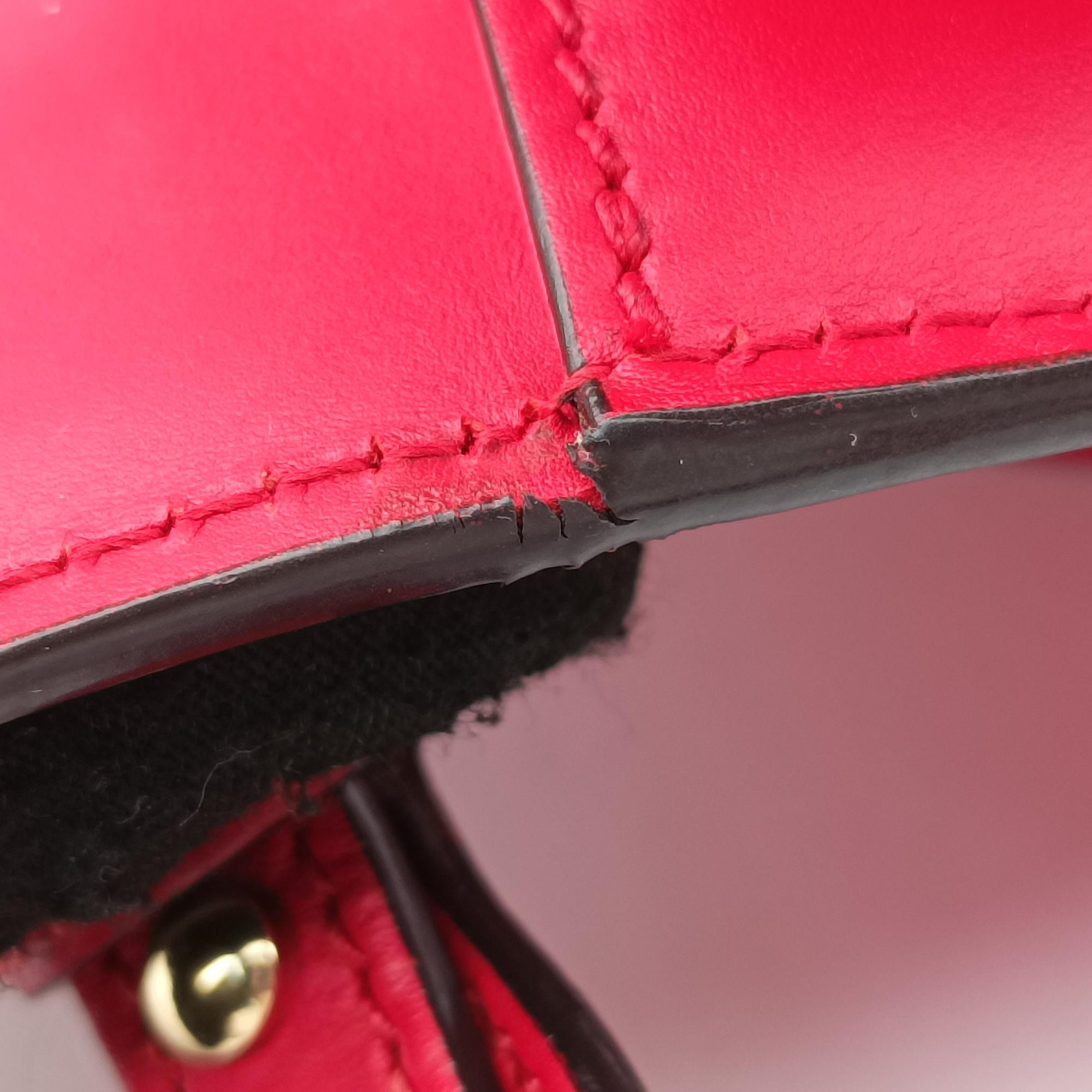 Pre-owned Gucci Sylvie Red×navy Leather 421882 shoulderbag | stylenewstar