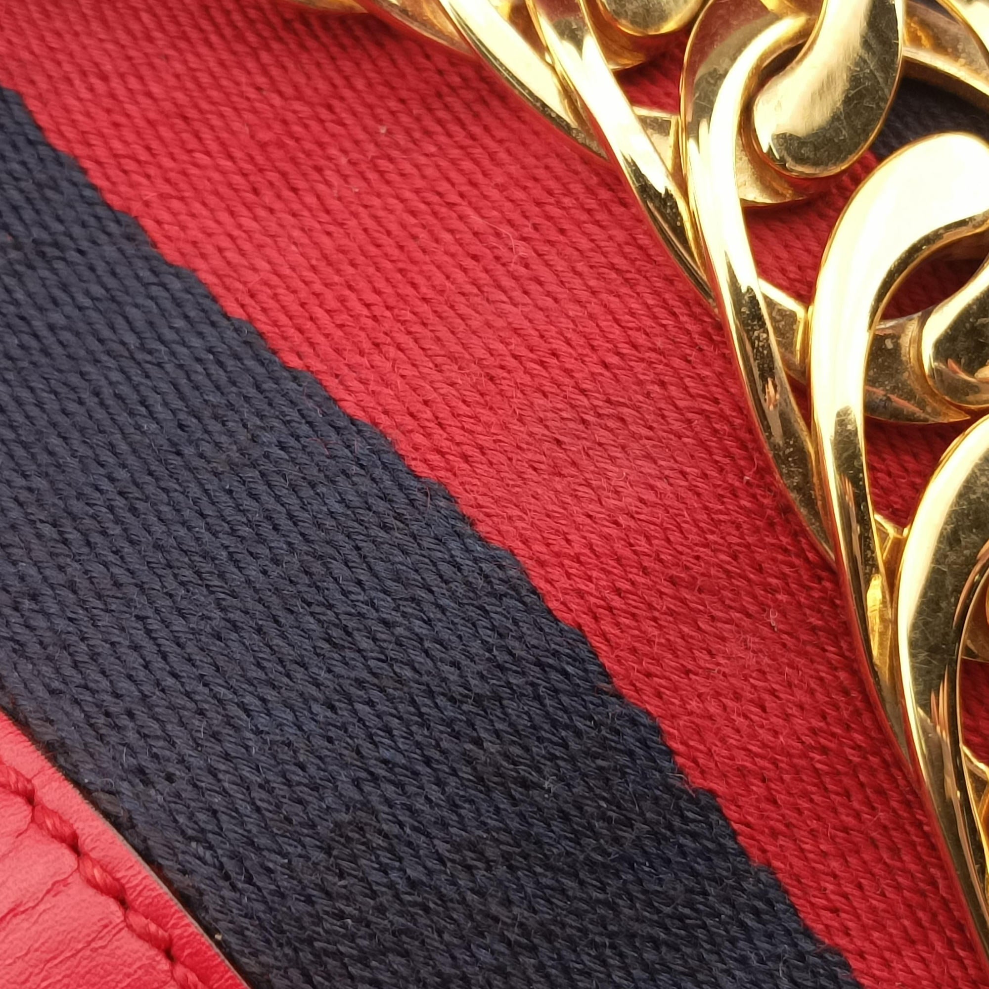 Pre-owned Gucci Sylvie Red×navy Leather 421882 shoulderbag | stylenewstar