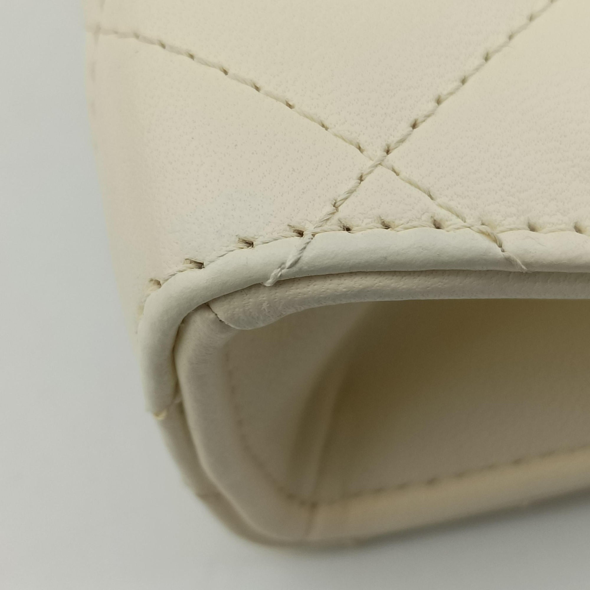 Pre-owned Chanel CC Button Timeless Wristlet Clutch Bag White lambskin AS0178 shoulderbag | stylenewstar