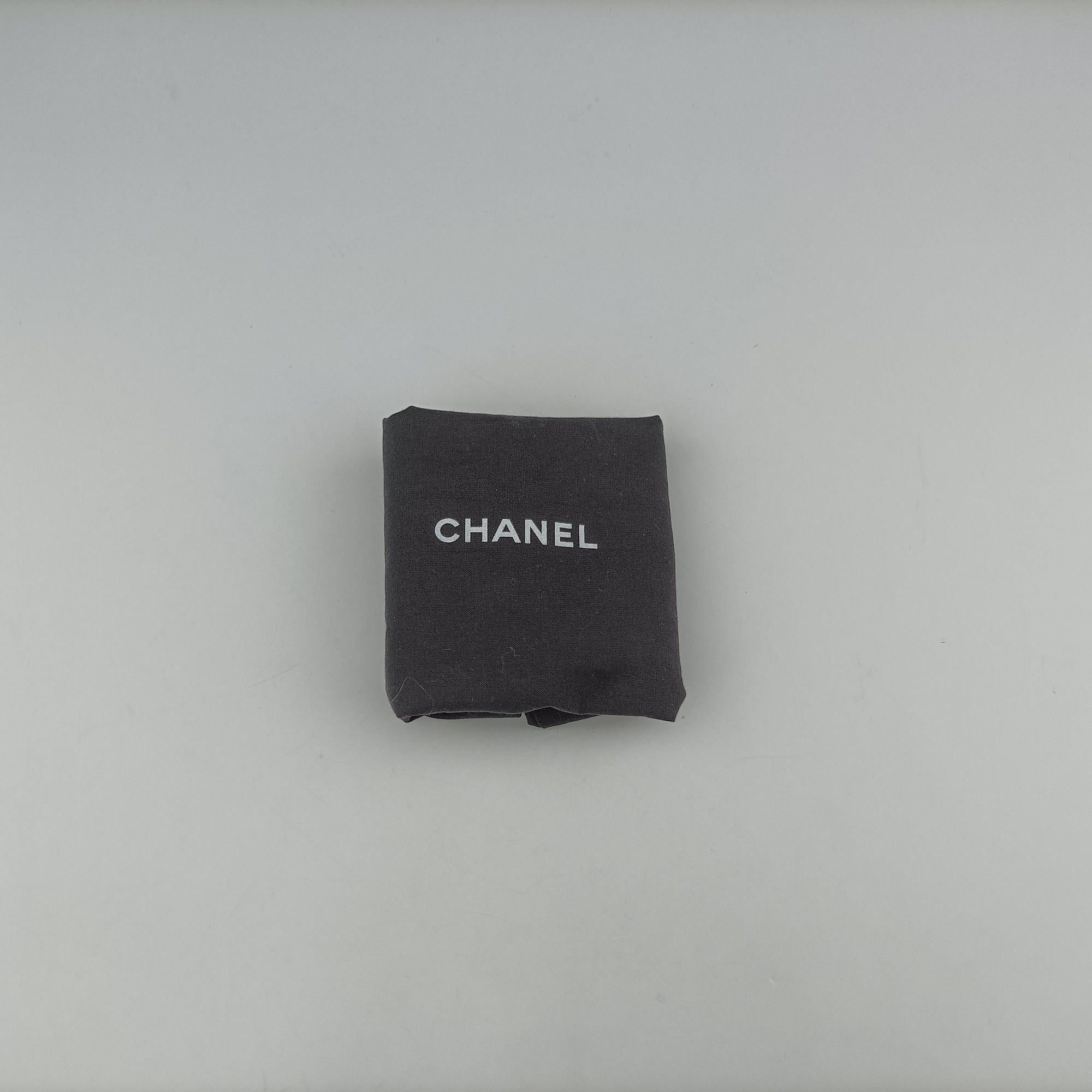 Pre-owned Chanel CC Button Timeless Wristlet Clutch Bag White lambskin AS0178 shoulderbag | stylenewstar