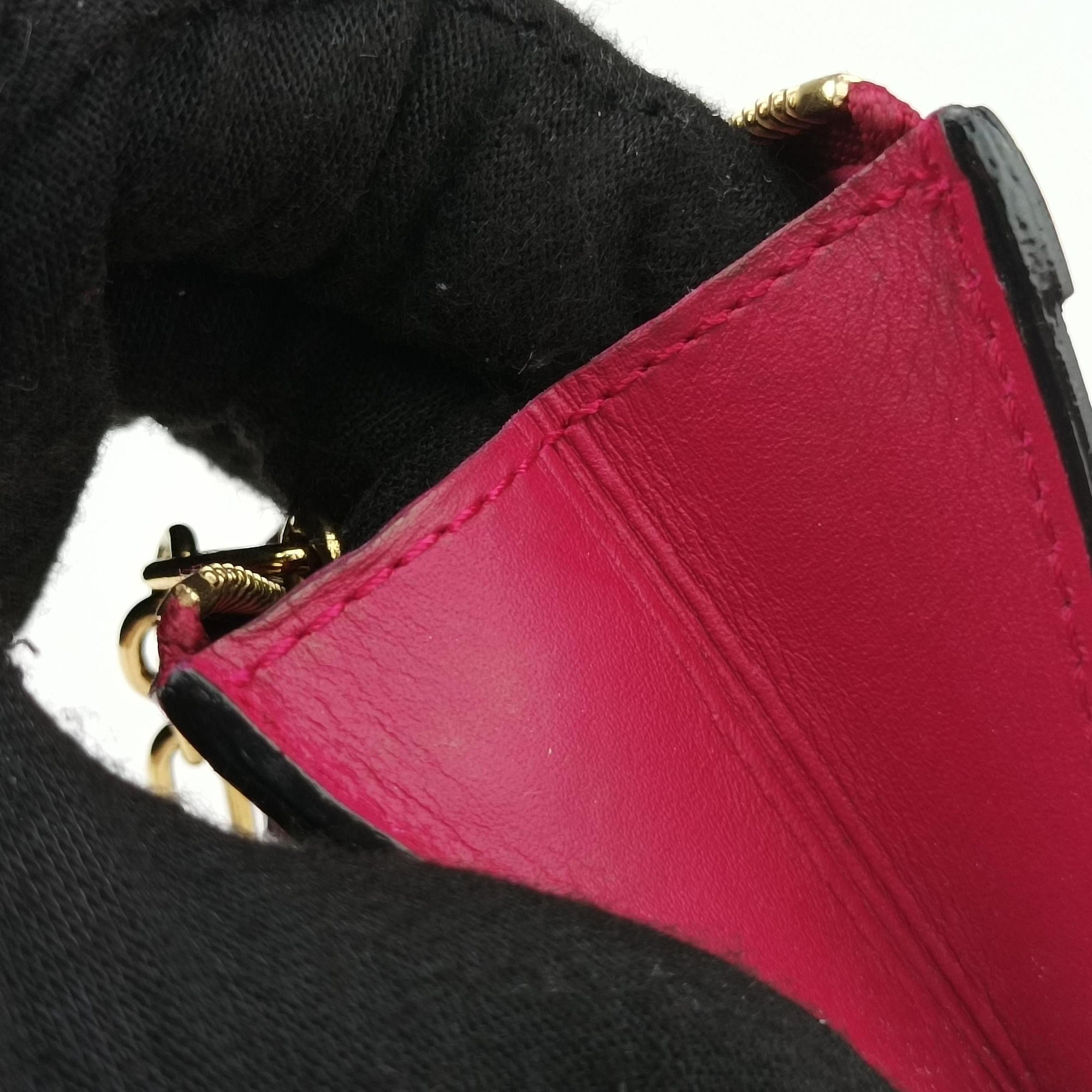 Pre-owned Louis Vuitton Pochette Cles Pomme d'Amour Vernis M93559 coinpurse | stylenewstar