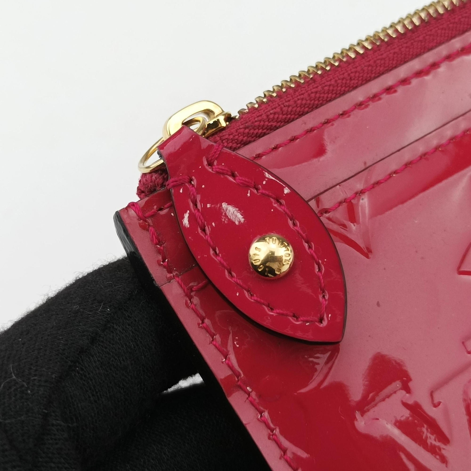 Pre-owned Louis Vuitton Pochette Cles Pomme d'Amour Vernis M93559 coinpurse | stylenewstar