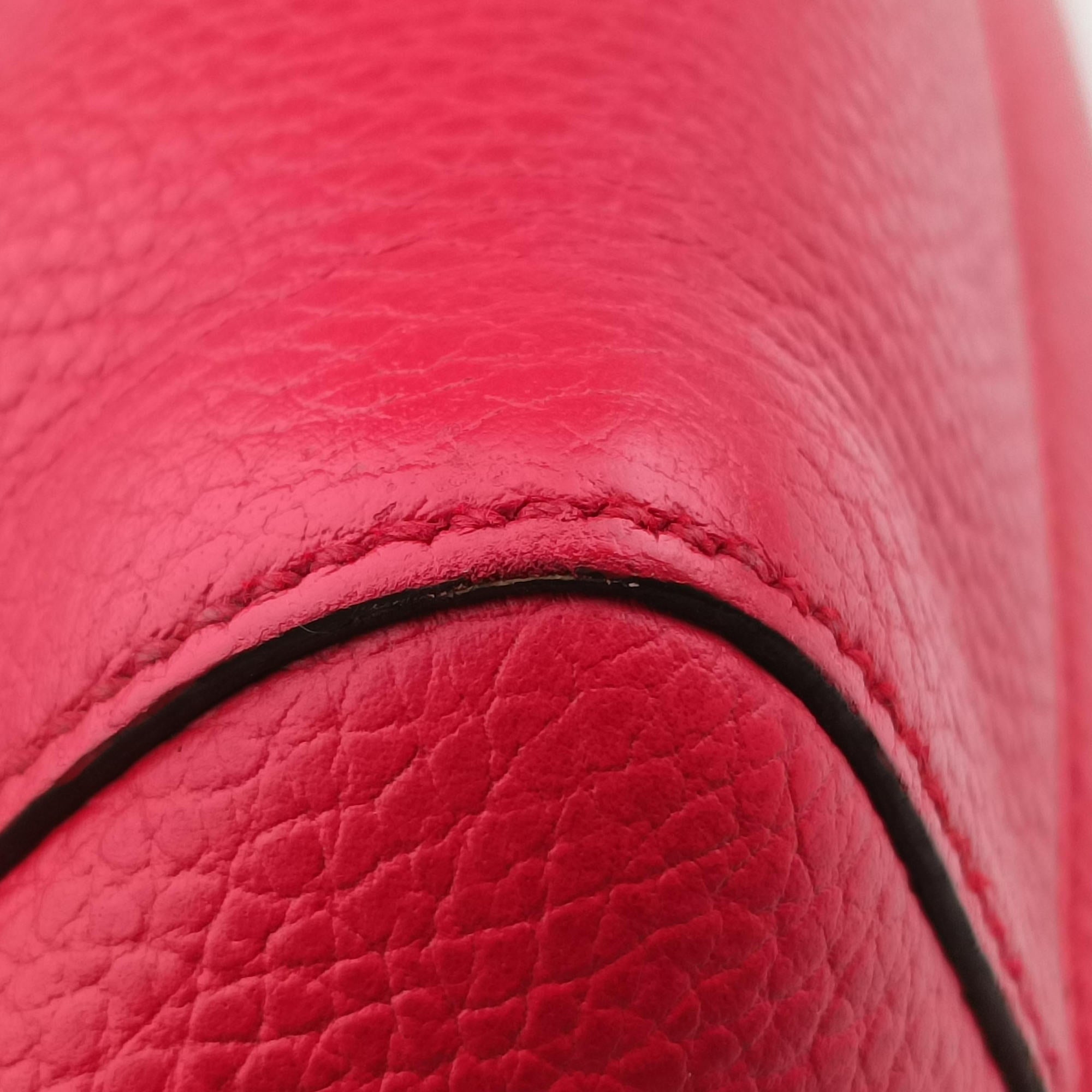 Pre-owned Gucci Swing Red Leather 368827 shoulderbag | stylenewstar