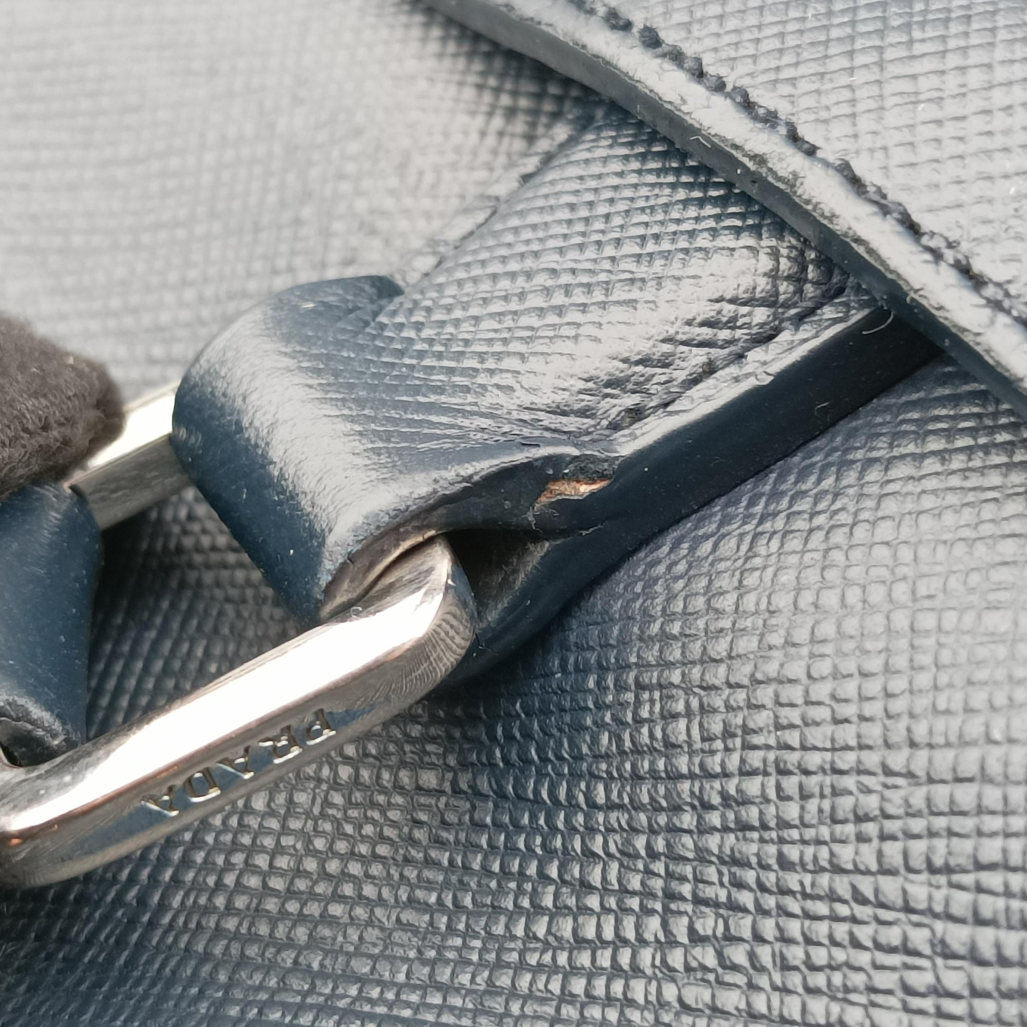 Pre-owned Prada Business Briefcase Navy SAFFIANO Leather 2VE011 shoulderbag | stylenewstar