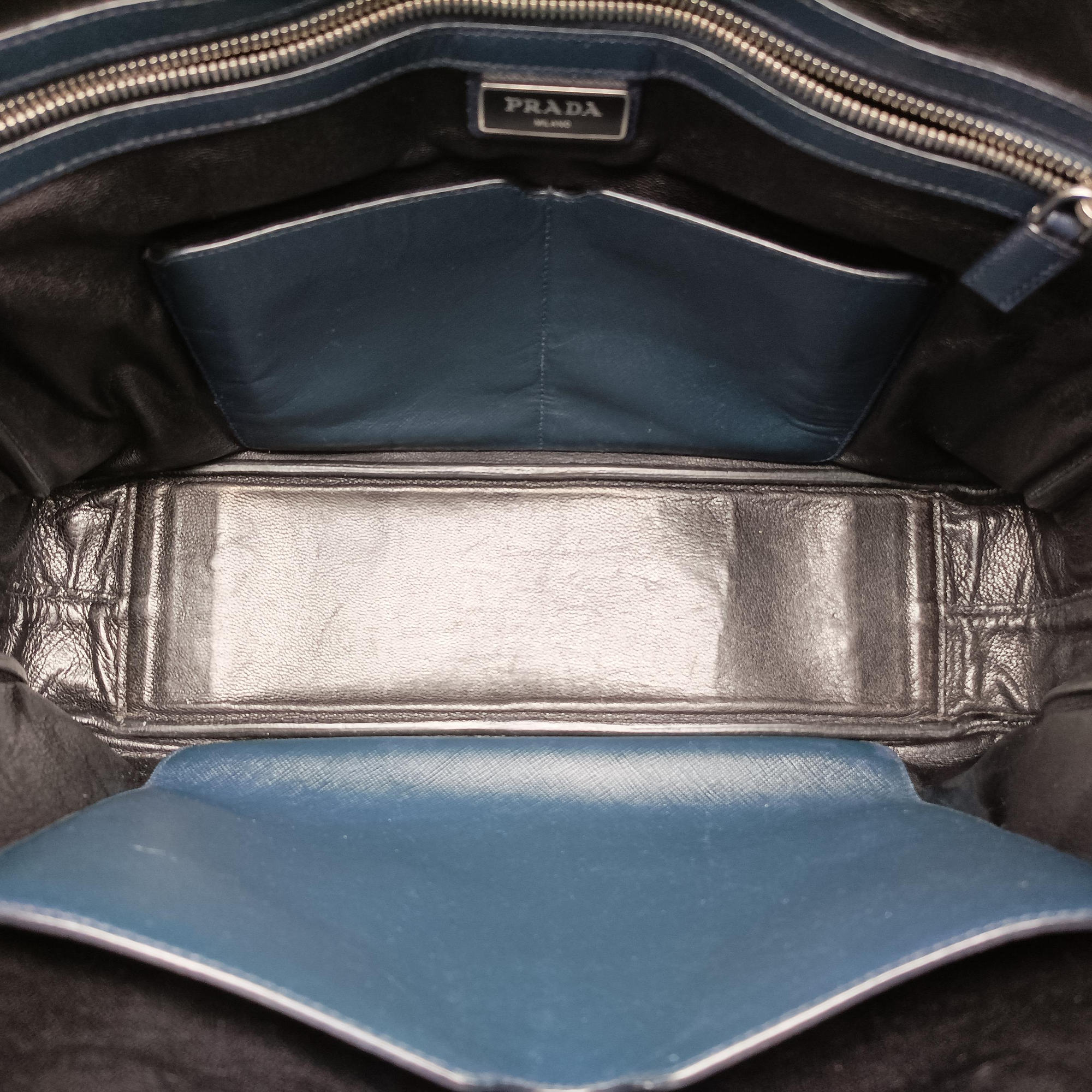 Pre-owned Prada Business Briefcase Navy SAFFIANO Leather 2VE011 shoulderbag | stylenewstar