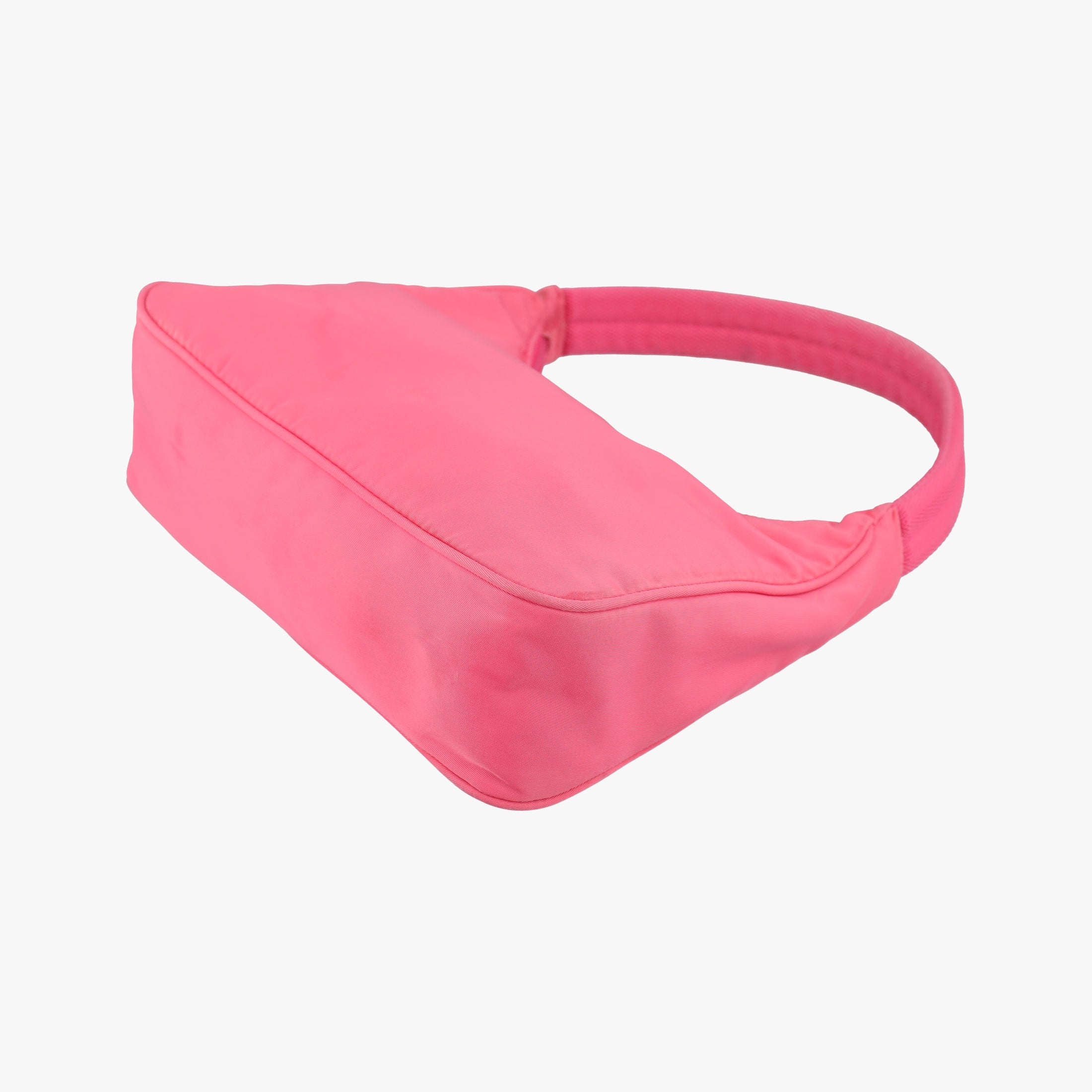 Secondhand Prada Re-Edition2000 Pink nylon 1NE515 handbag | stylenewstar