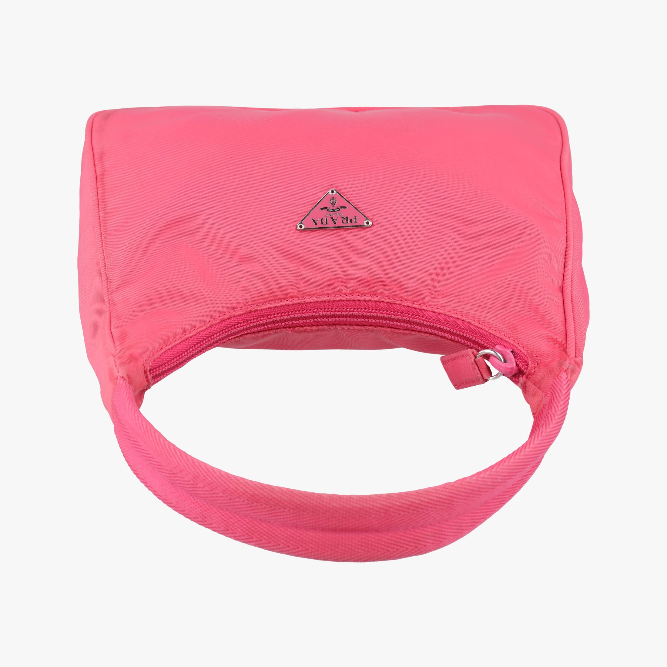 Secondhand Prada Re-Edition2000 Pink nylon 1NE515 handbag | stylenewstar