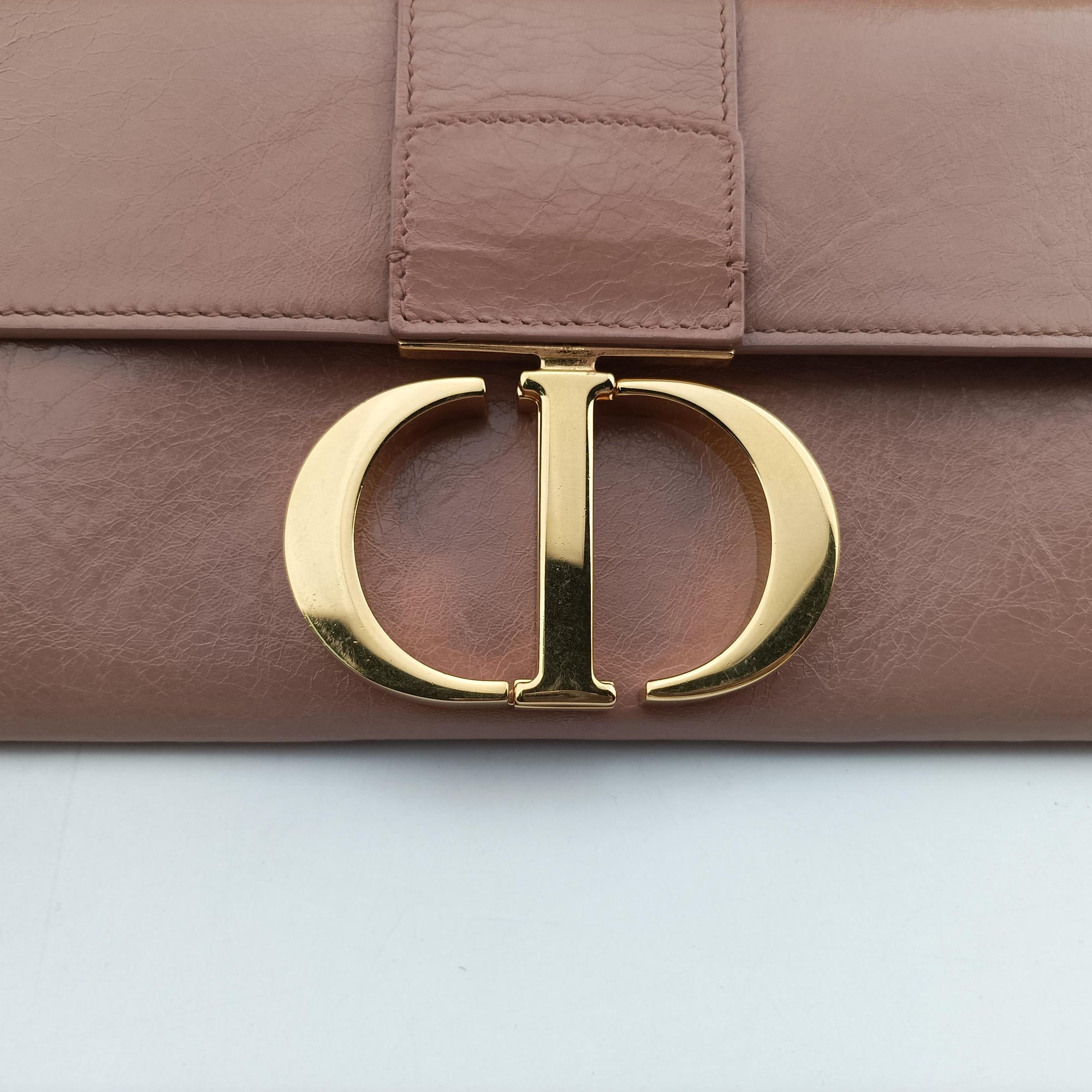 Pre-owned Christian Dior 30 Montaigne Pink leather  shoulderbag | stylenewstar