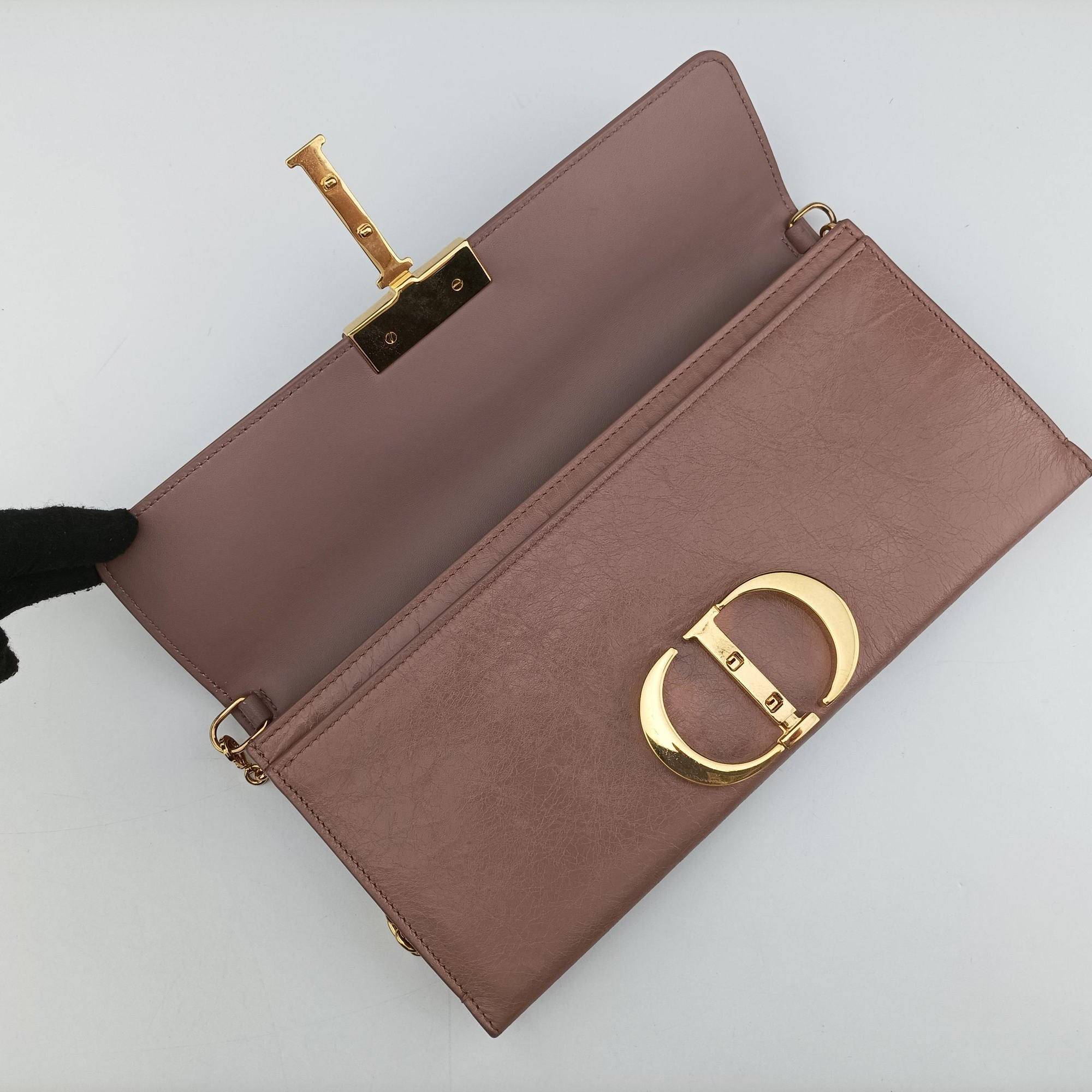 Pre-owned Christian Dior 30 Montaigne Pink leather  shoulderbag | stylenewstar