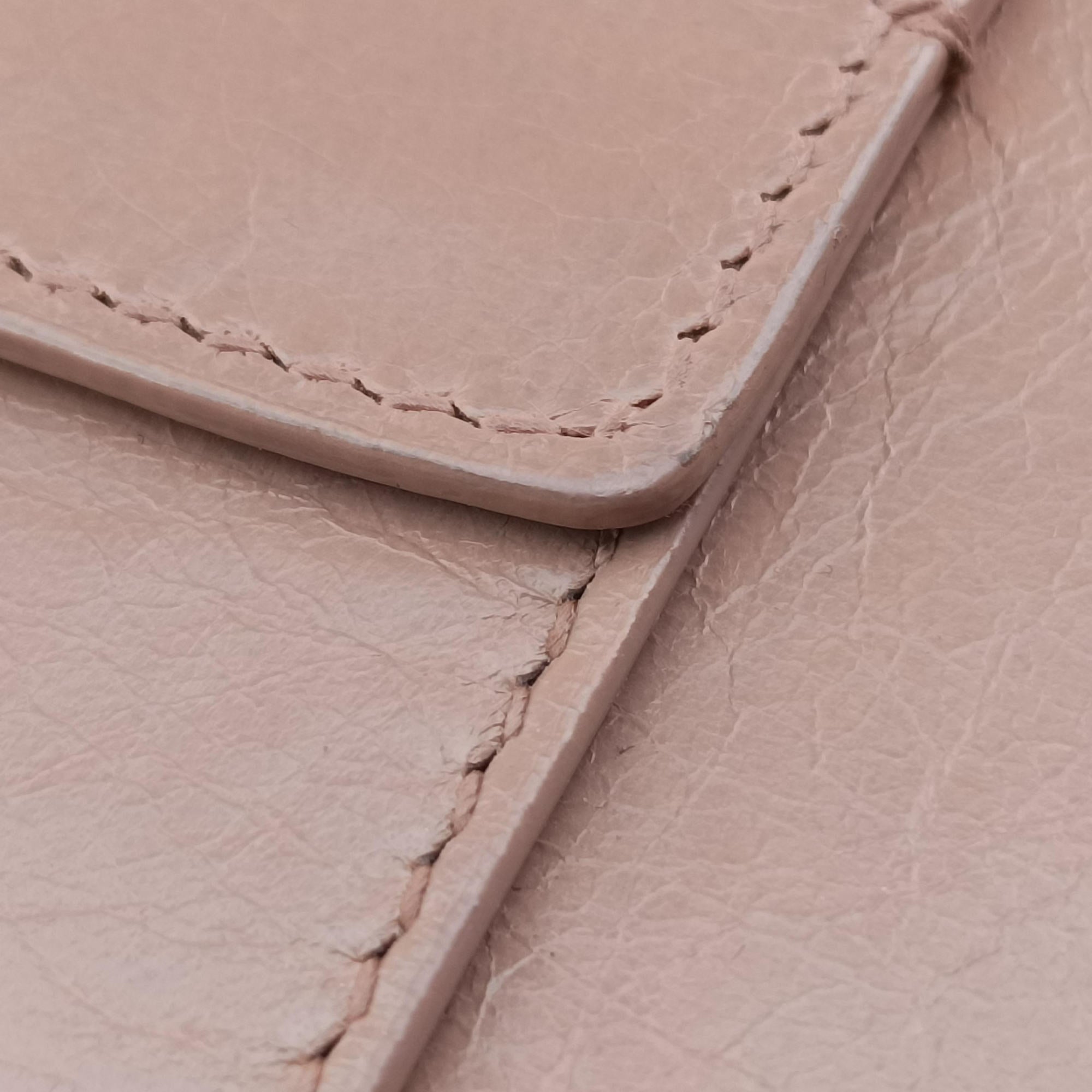 Pre-owned Christian Dior 30 Montaigne Pink leather  shoulderbag | stylenewstar