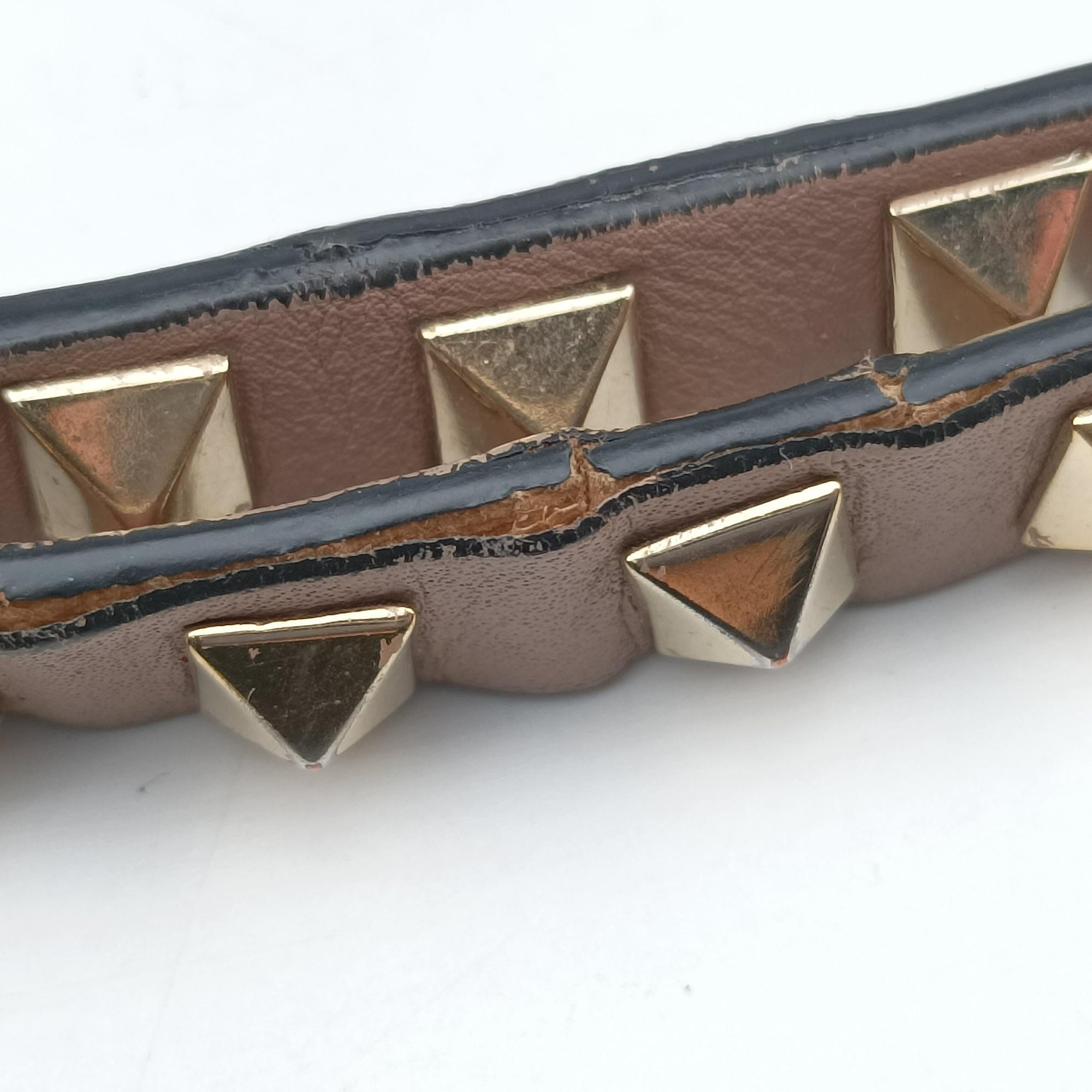 Pre-owned Valentino Rockstud Beige Leather  shoulderbag | stylenewstar