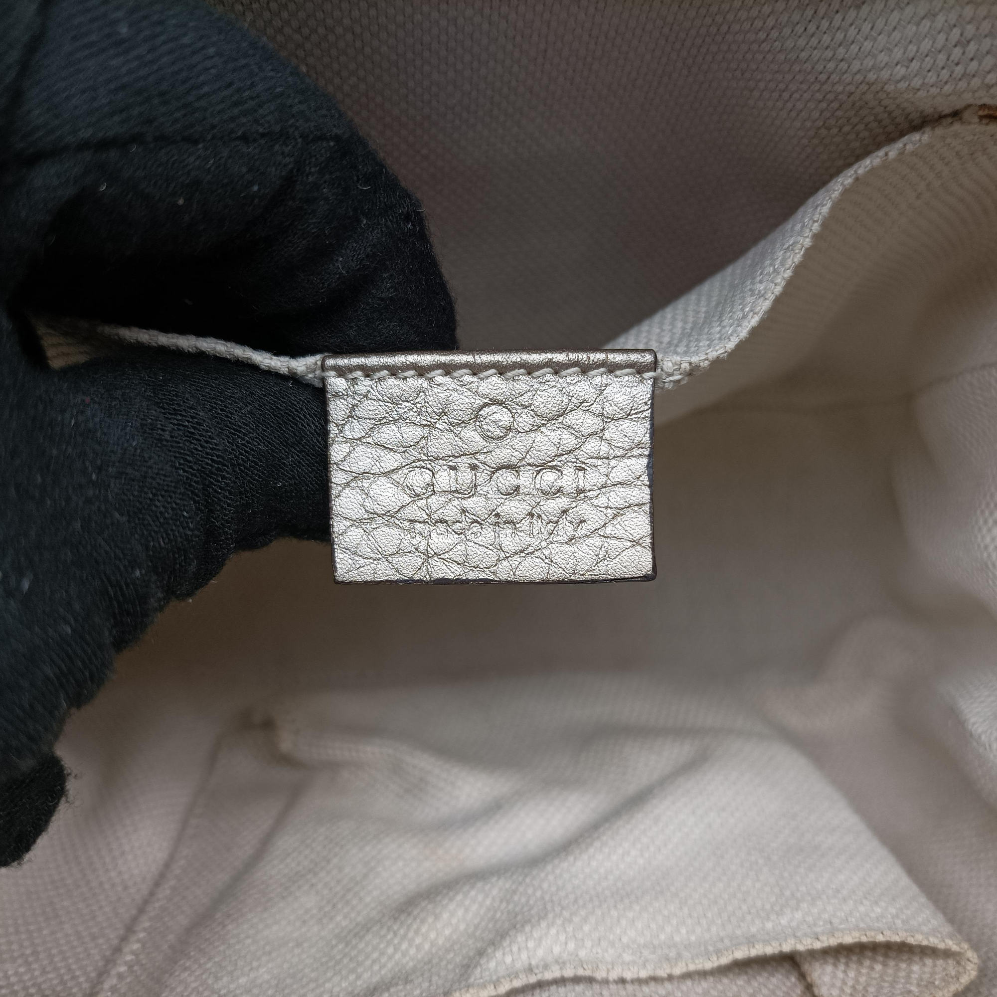 Pre-owned Gucci Soho Golden Leather 308364 shoulderbag | stylenewstar