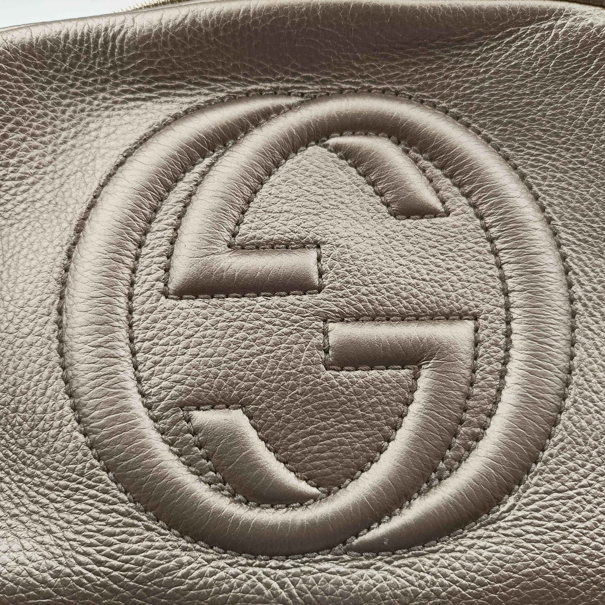 Pre-owned Gucci Soho Golden Leather 308364 shoulderbag | stylenewstar
