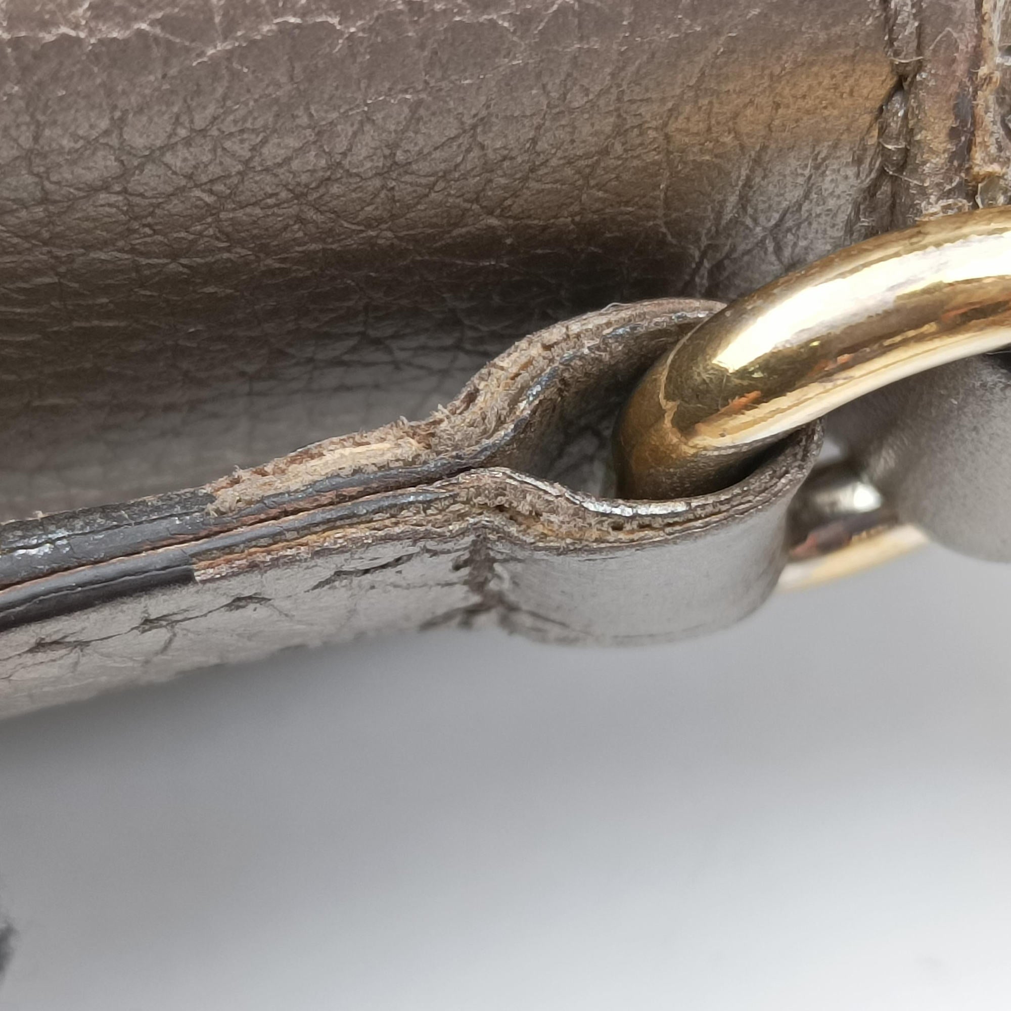 Pre-owned Gucci Soho Golden Leather 308364 shoulderbag | stylenewstar