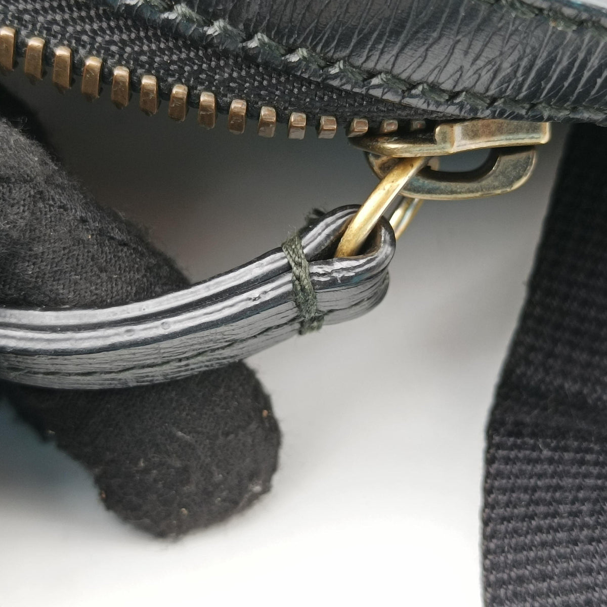 Secondhand Gucci Tropical Print Black x Multicolour Leather 406370 backpack/rucksack | stylenewstar