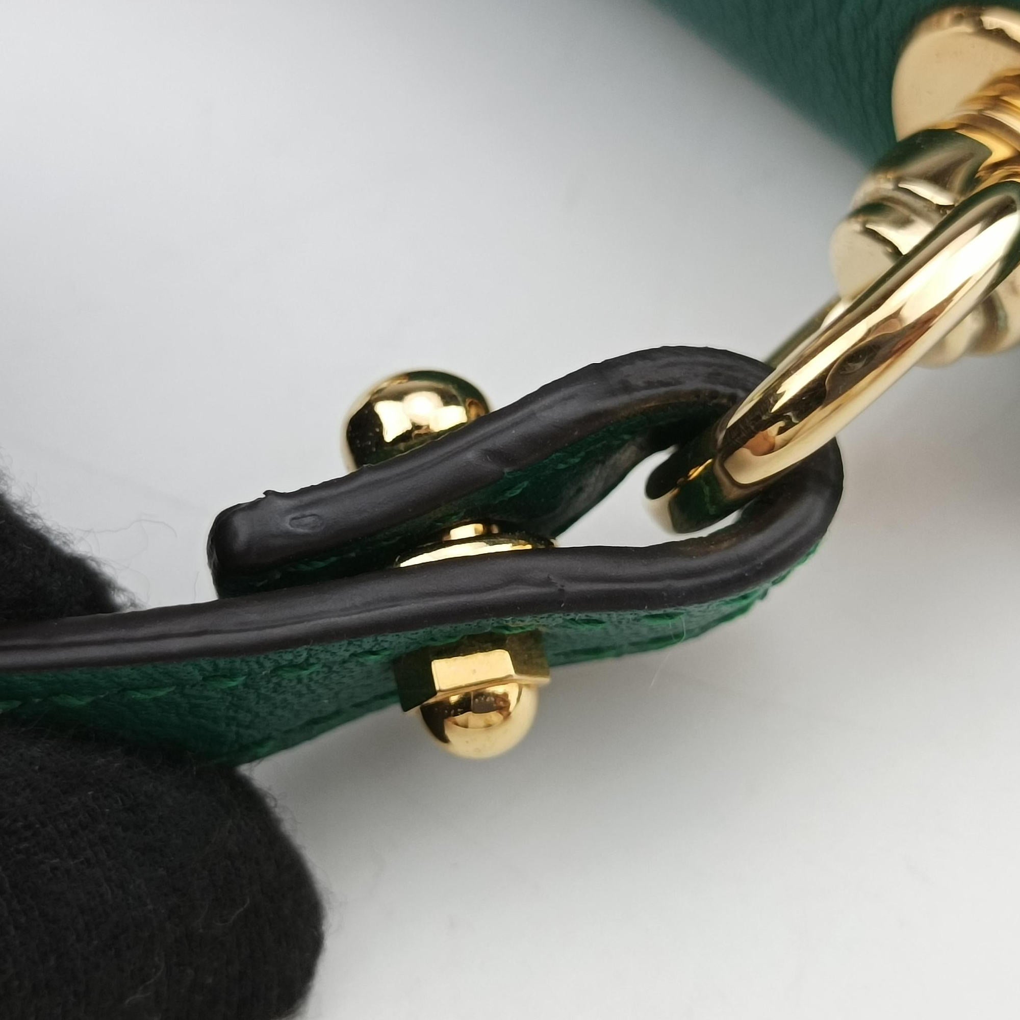 Pre-owned Gucci Blondie Green Leather 698635 shoulderbag | stylenewstar