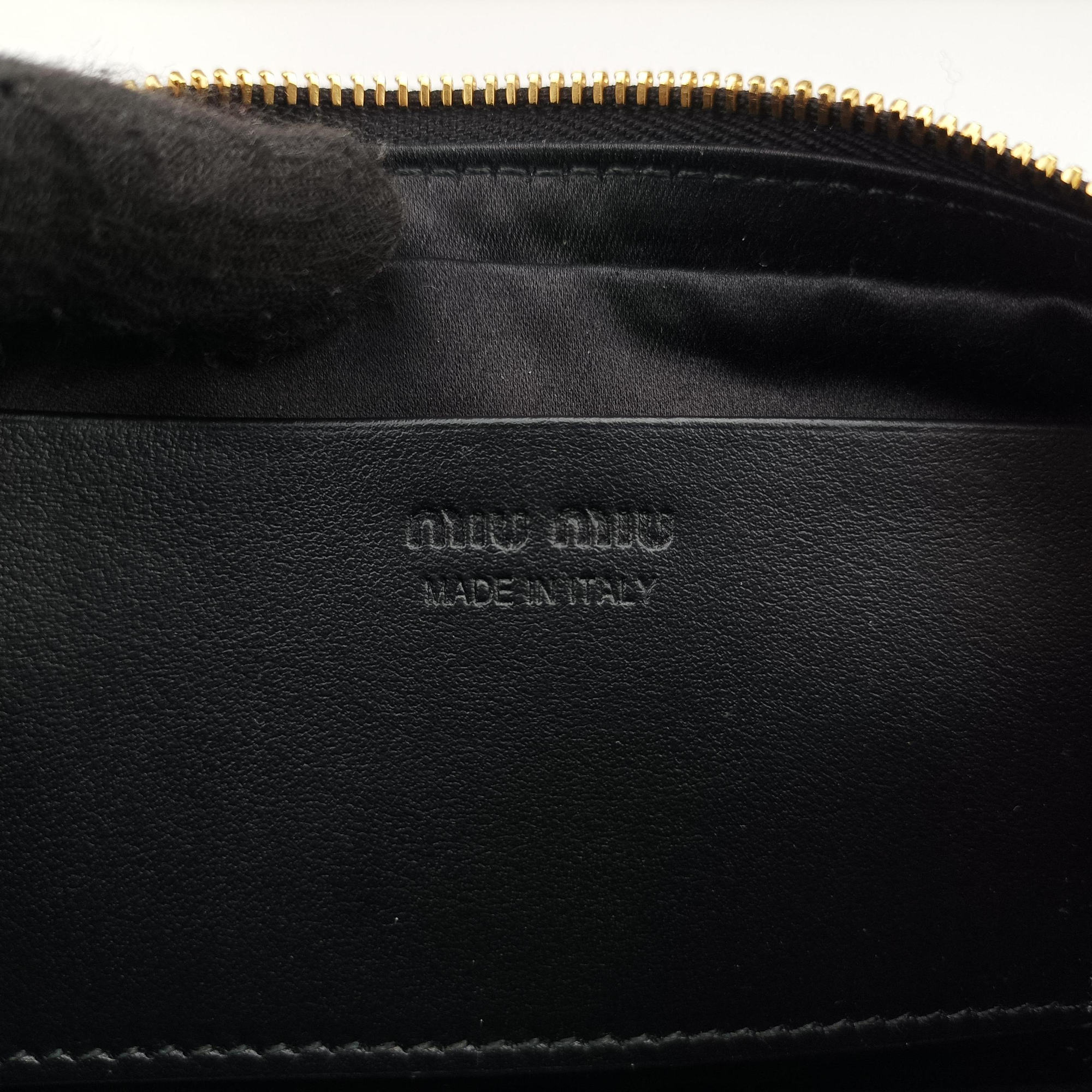 Pre-owned Miu Miu Logo belt Black leather  bum bag/waist bag | stylenewstar