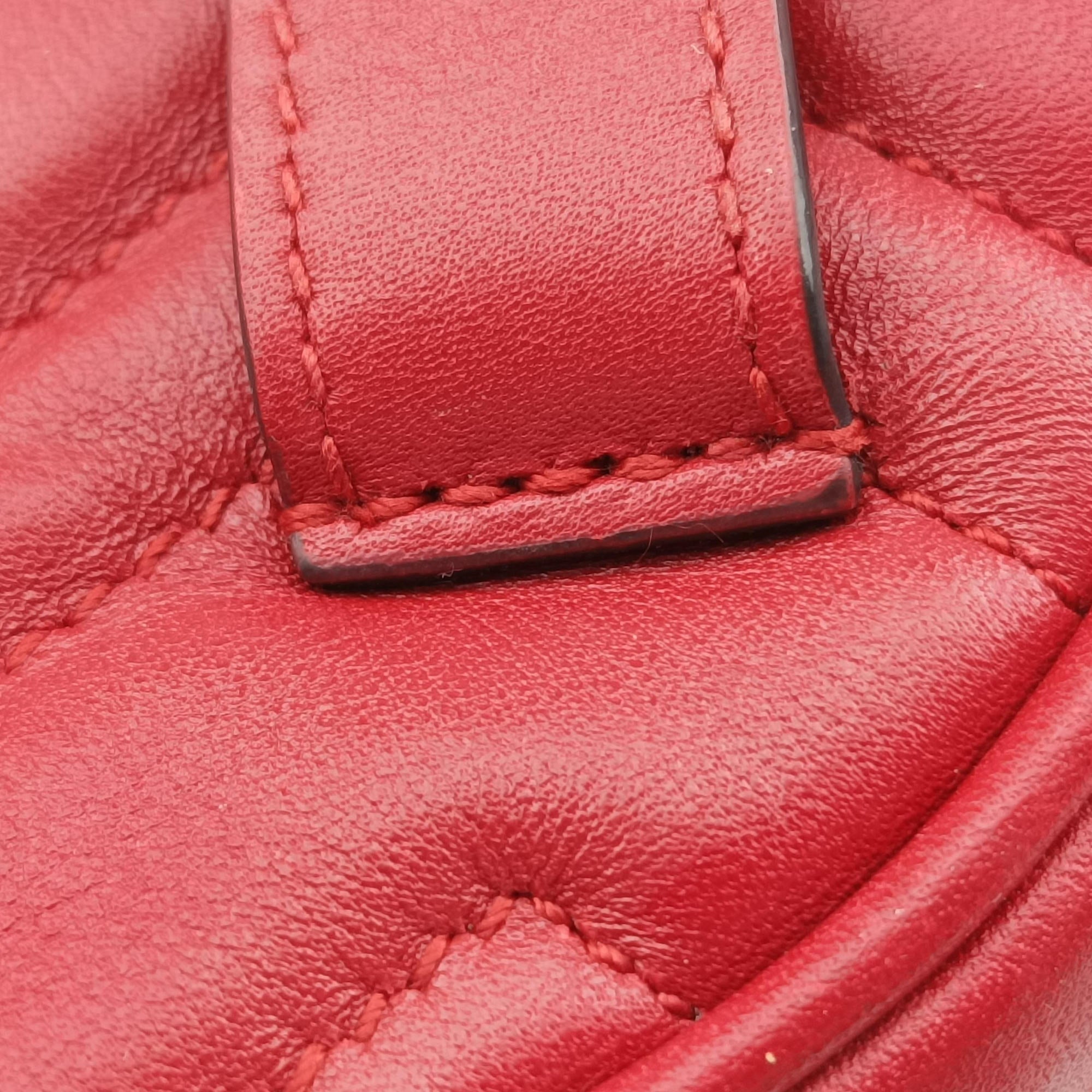 Pre-owned Gucci GG Marmont Red Leather 476434 bum bag/waist bag | stylenewstar