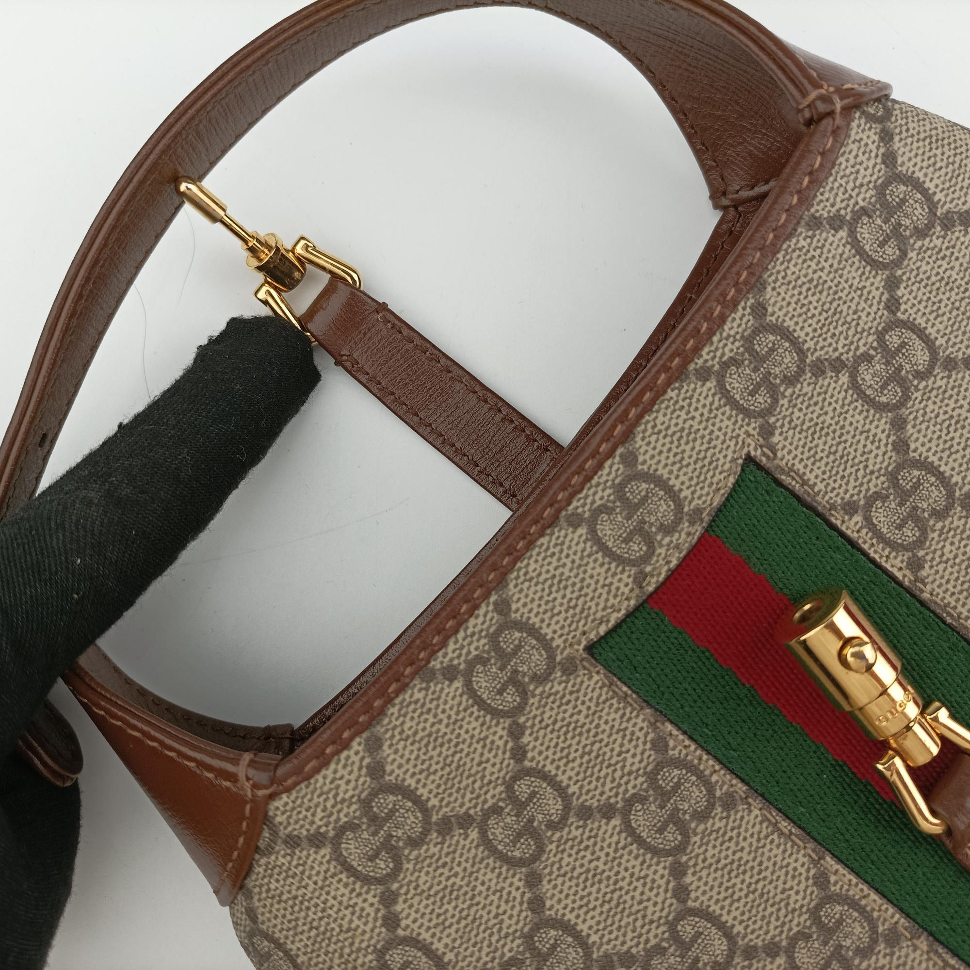 Vintage Gucci Jackie 1961 GG Supreme brown x beige x multicolor PVC coated canvas×Leather 637092 shoulderbag | stylenewstar