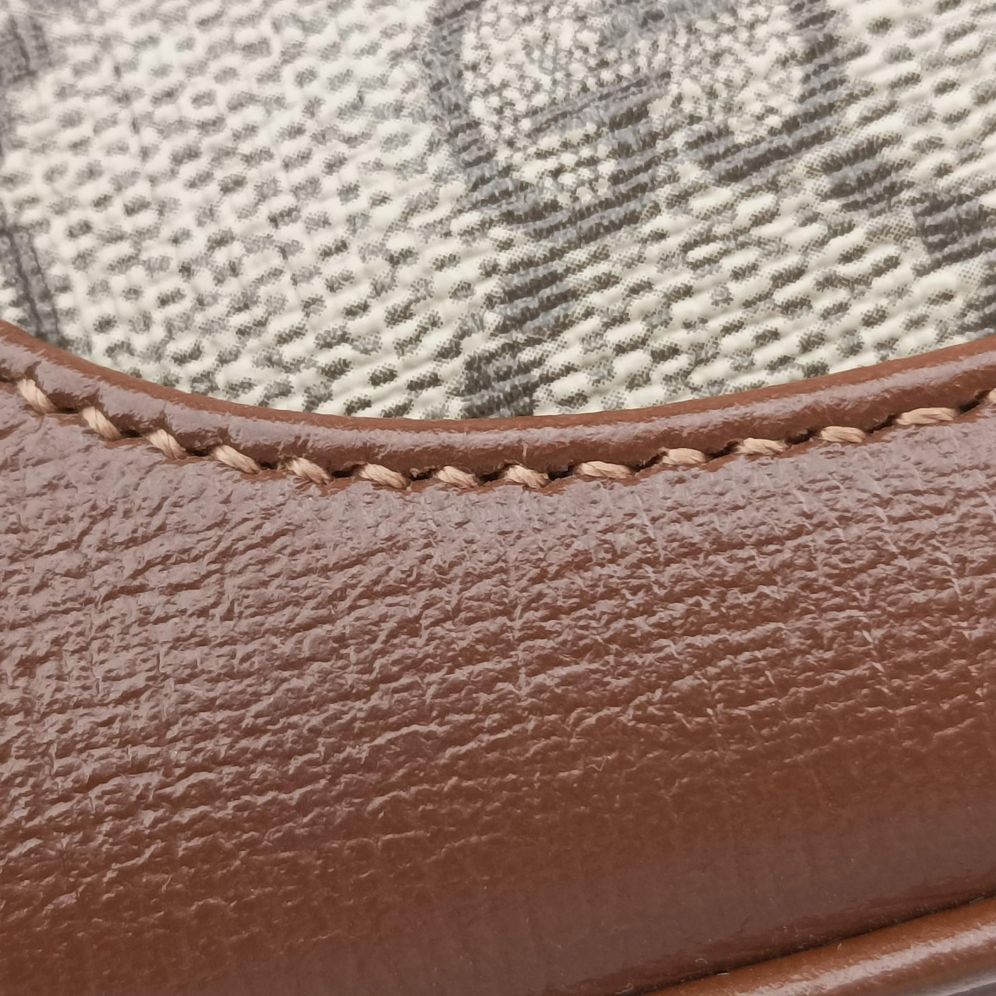 Vintage Gucci Jackie 1961 GG Supreme brown x beige x multicolor PVC coated canvas×Leather 637092 shoulderbag | stylenewstar