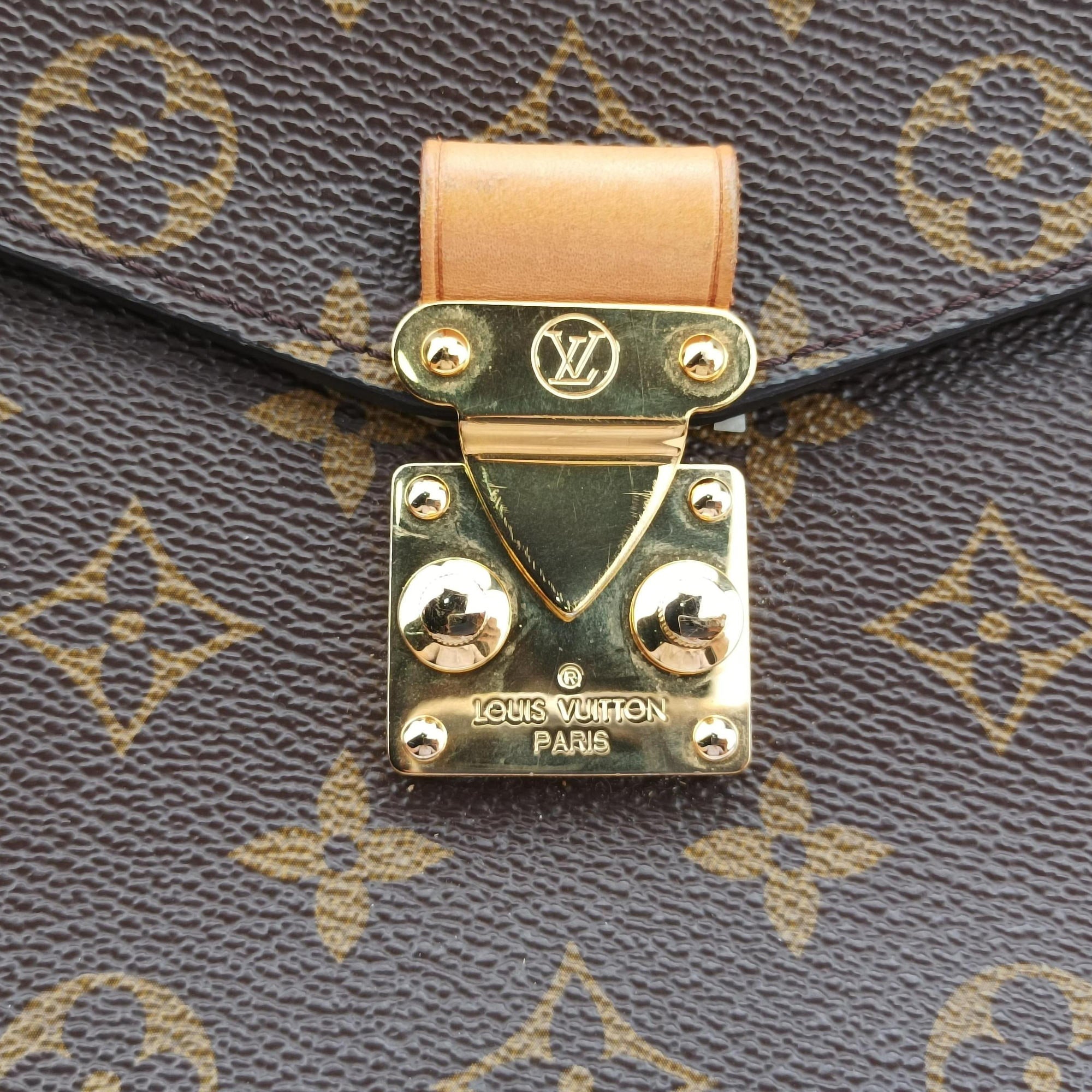 Secondhand Louis Vuitton Pochette Metis MM Brown Monogram Canvas M44875 shoulderbag | stylenewstar