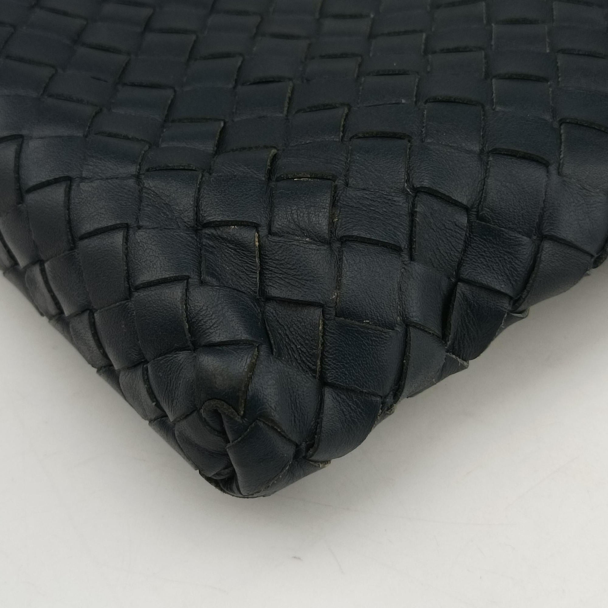 Vintage Bottega Veneta Intrecciato Navy lambskin  shoulderbag | stylenewstar