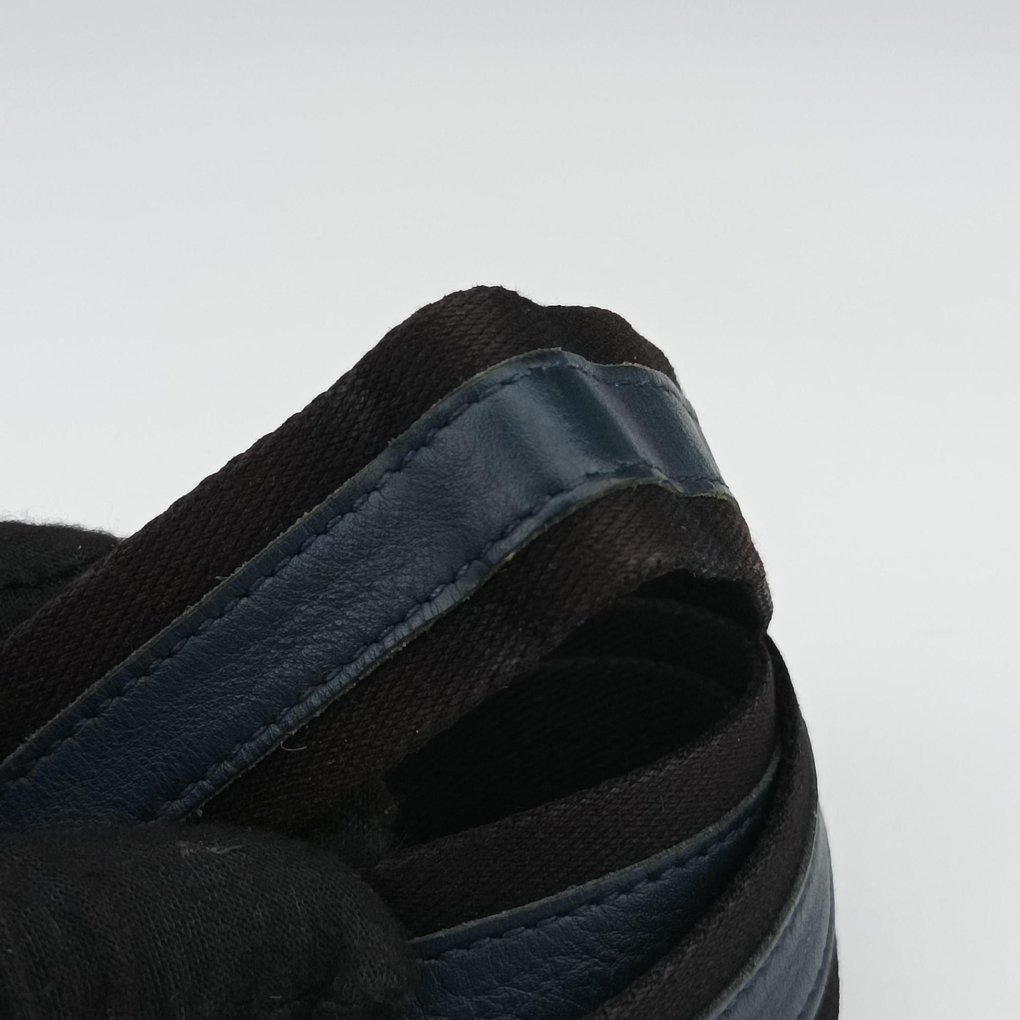 Vintage Bottega Veneta Intrecciato Navy lambskin  shoulderbag | stylenewstar