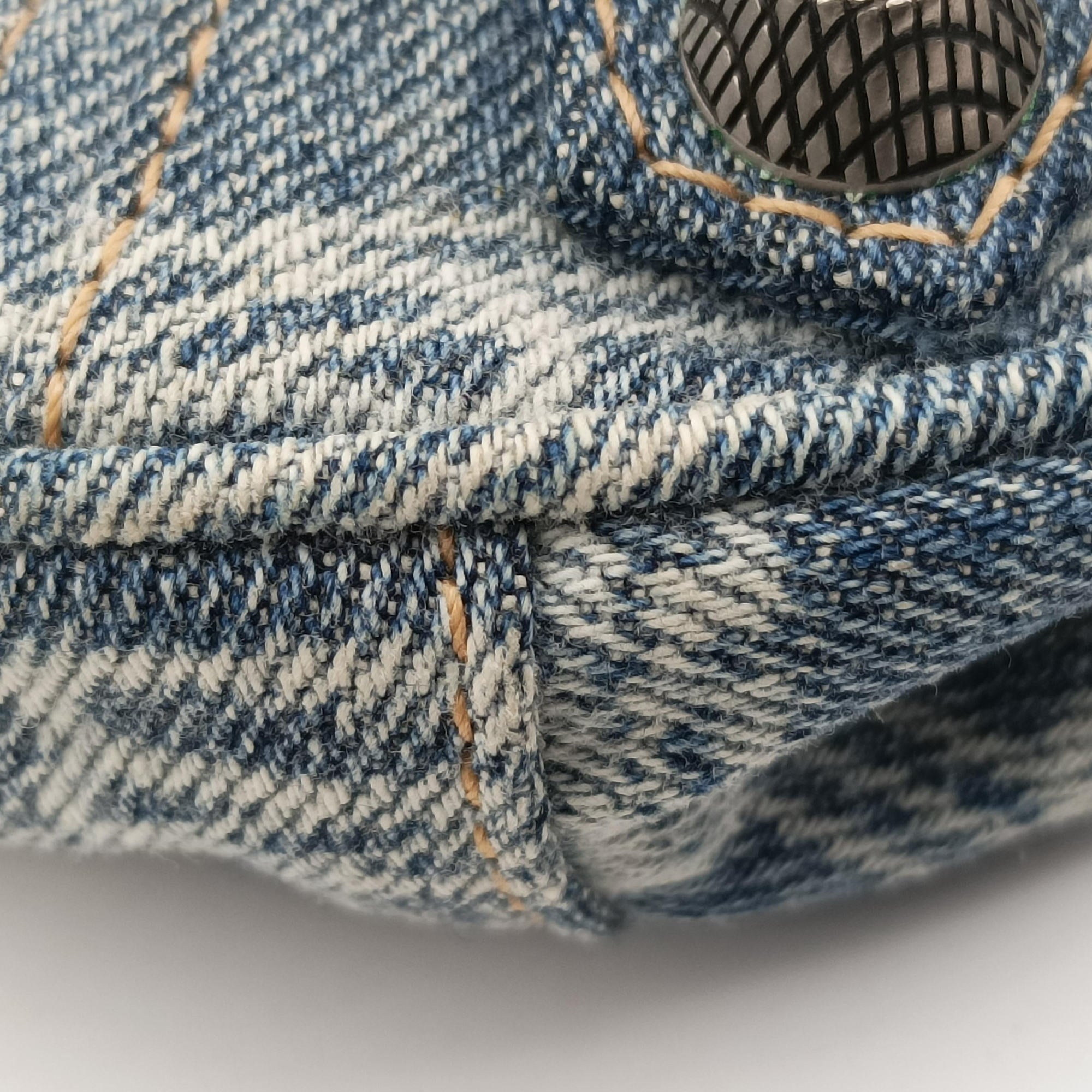 Pre-owned Balenciaga Le Cagole mini Blue denim  shoulderbag | stylenewstar
