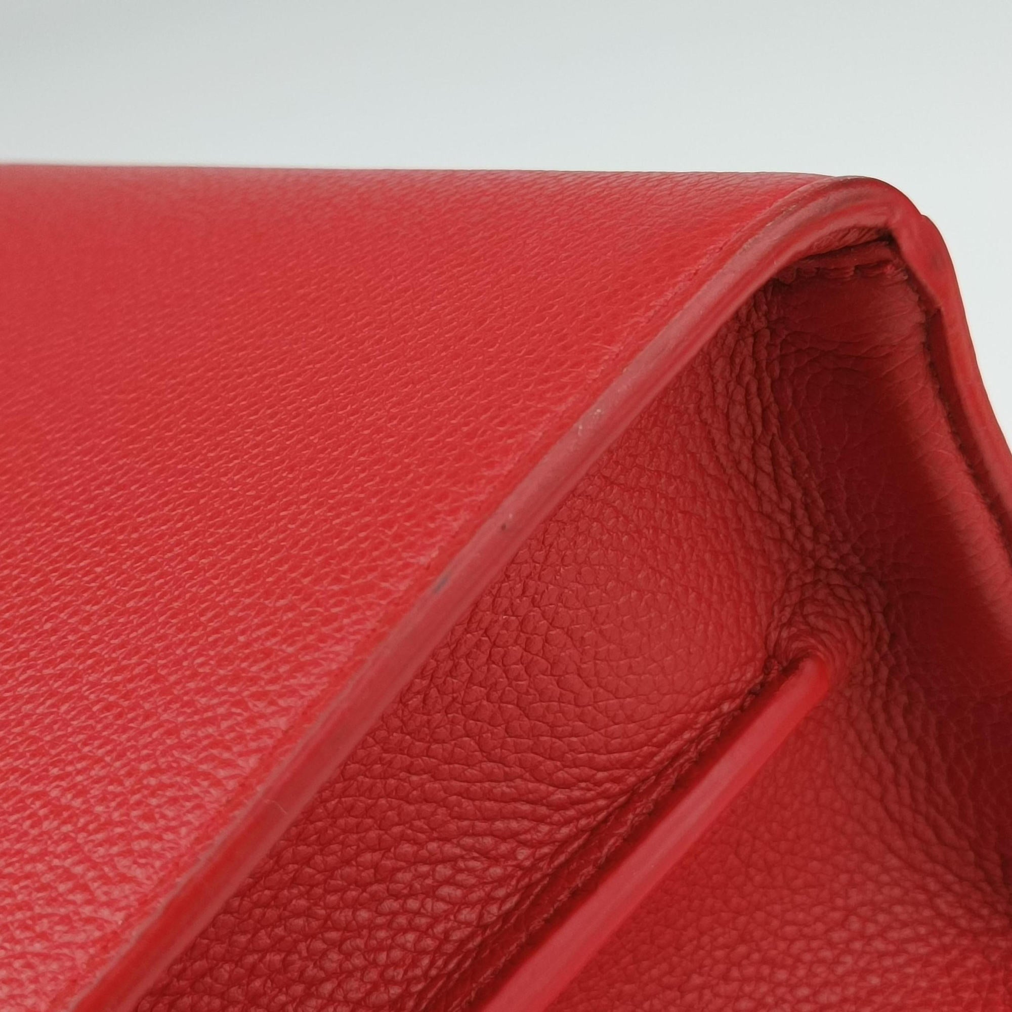 Pre-owned Burberry Title Red Leather  handbag | stylenewstar