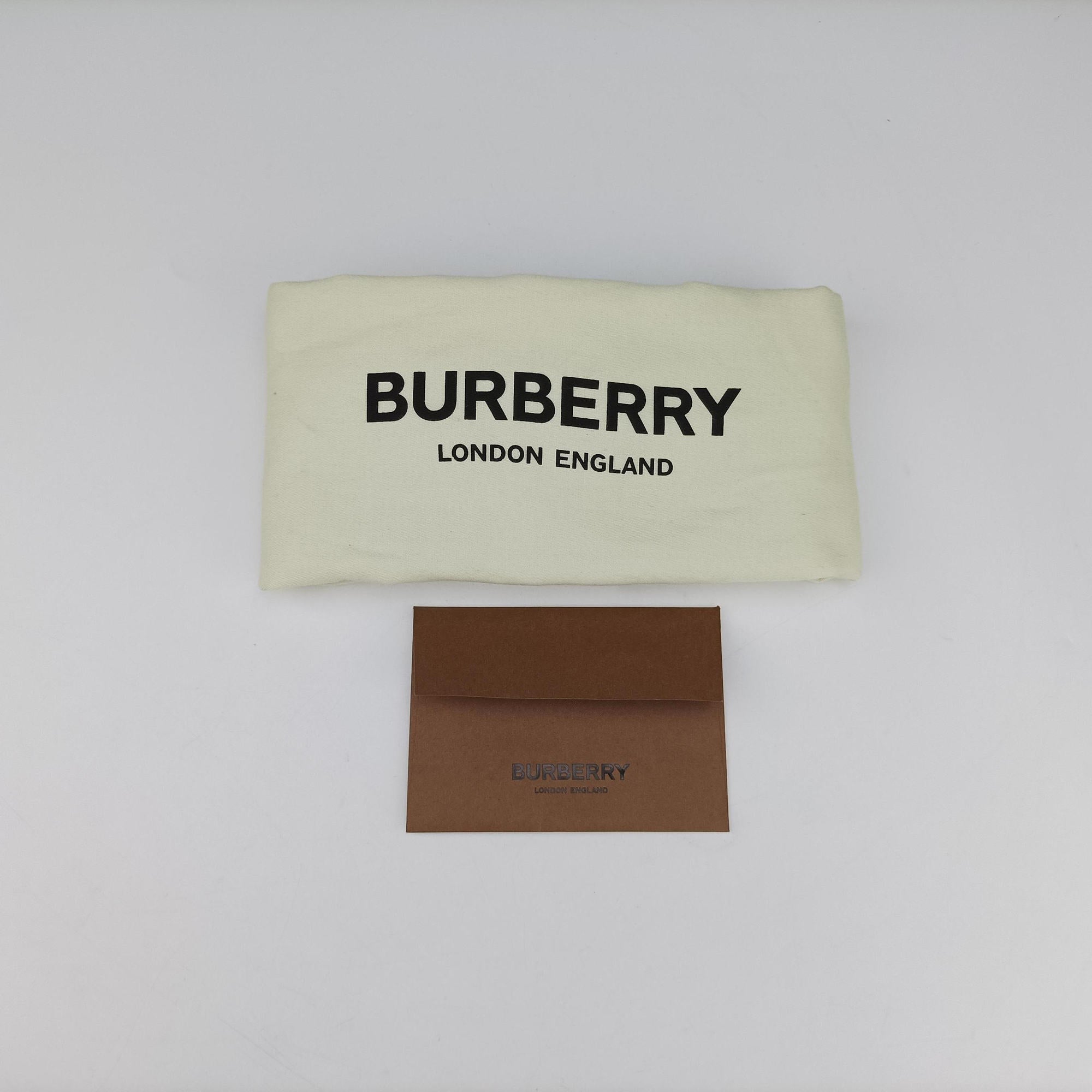 Pre-owned Burberry Title Red Leather  handbag | stylenewstar
