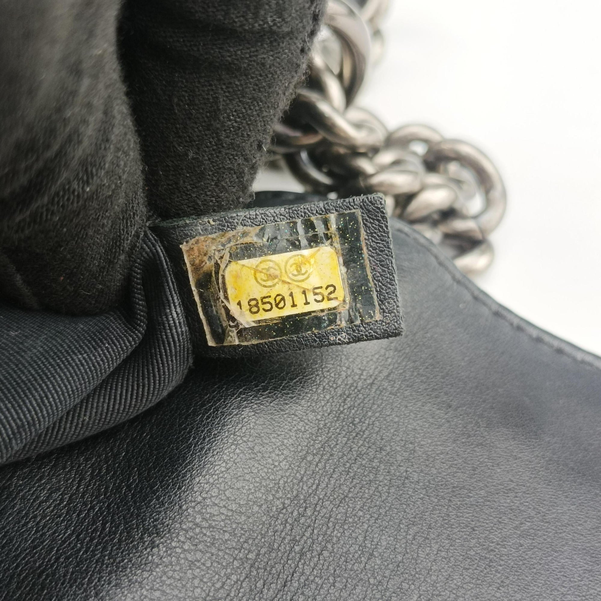 Pre-owned Chanel BOY CHANEL Black Patent leather A67946 shoulderbag | stylenewstar
