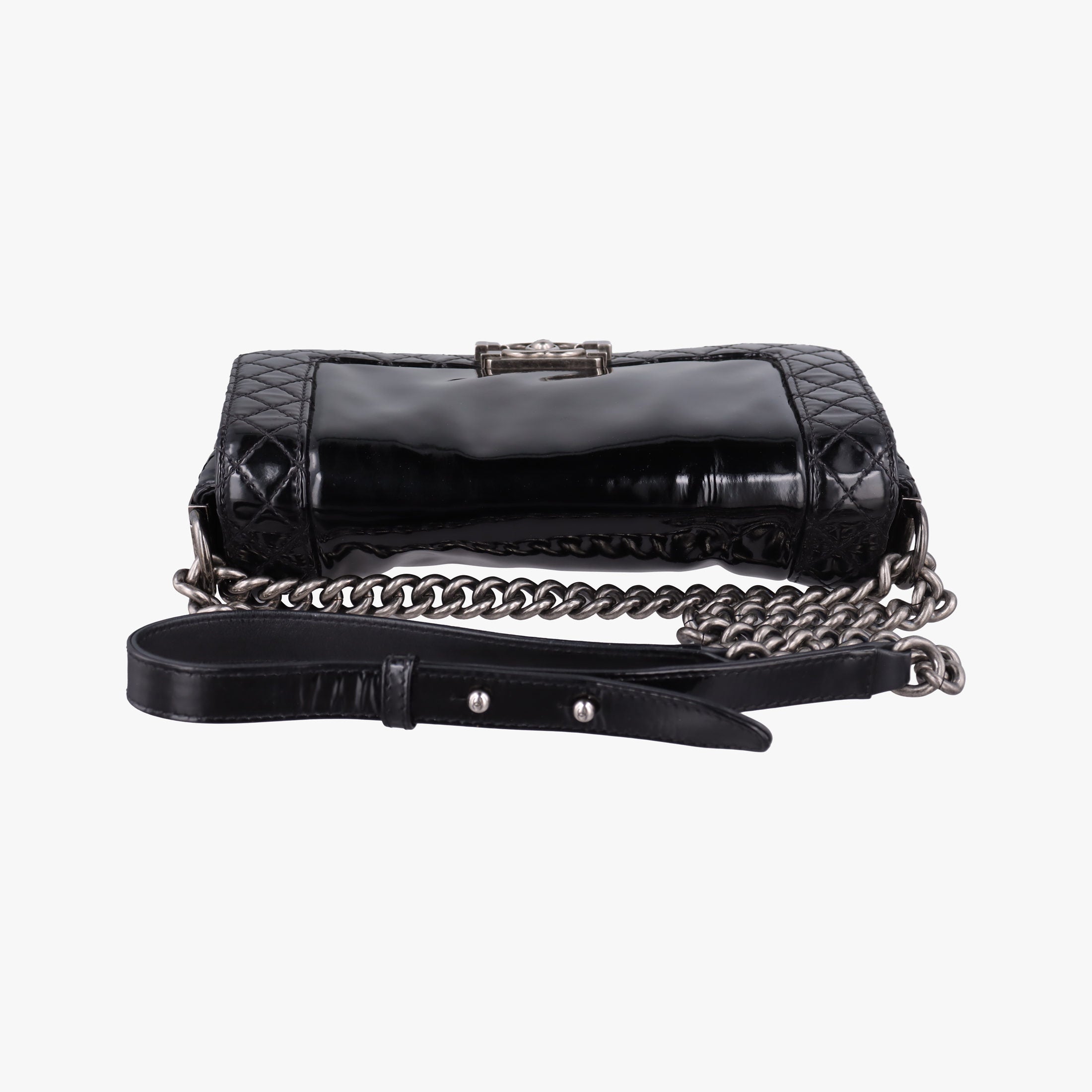 Pre-owned Chanel BOY CHANEL Black Patent leather A67946 shoulderbag | stylenewstar