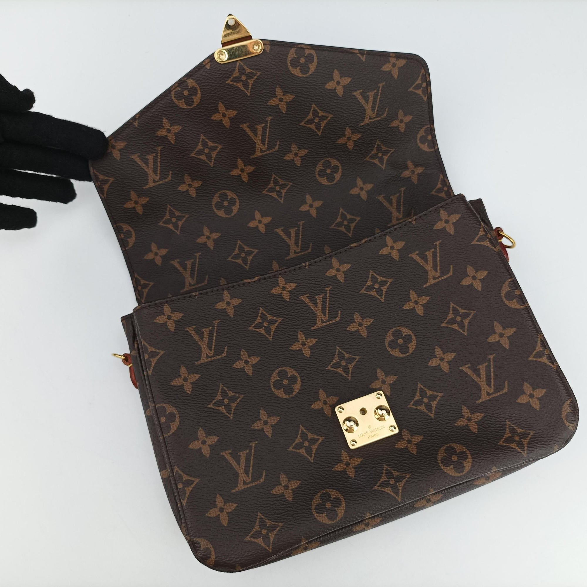 Pre-owned Louis Vuitton Pochette Metis MM Brown Monogram Canvas M44875 shoulderbag | stylenewstar