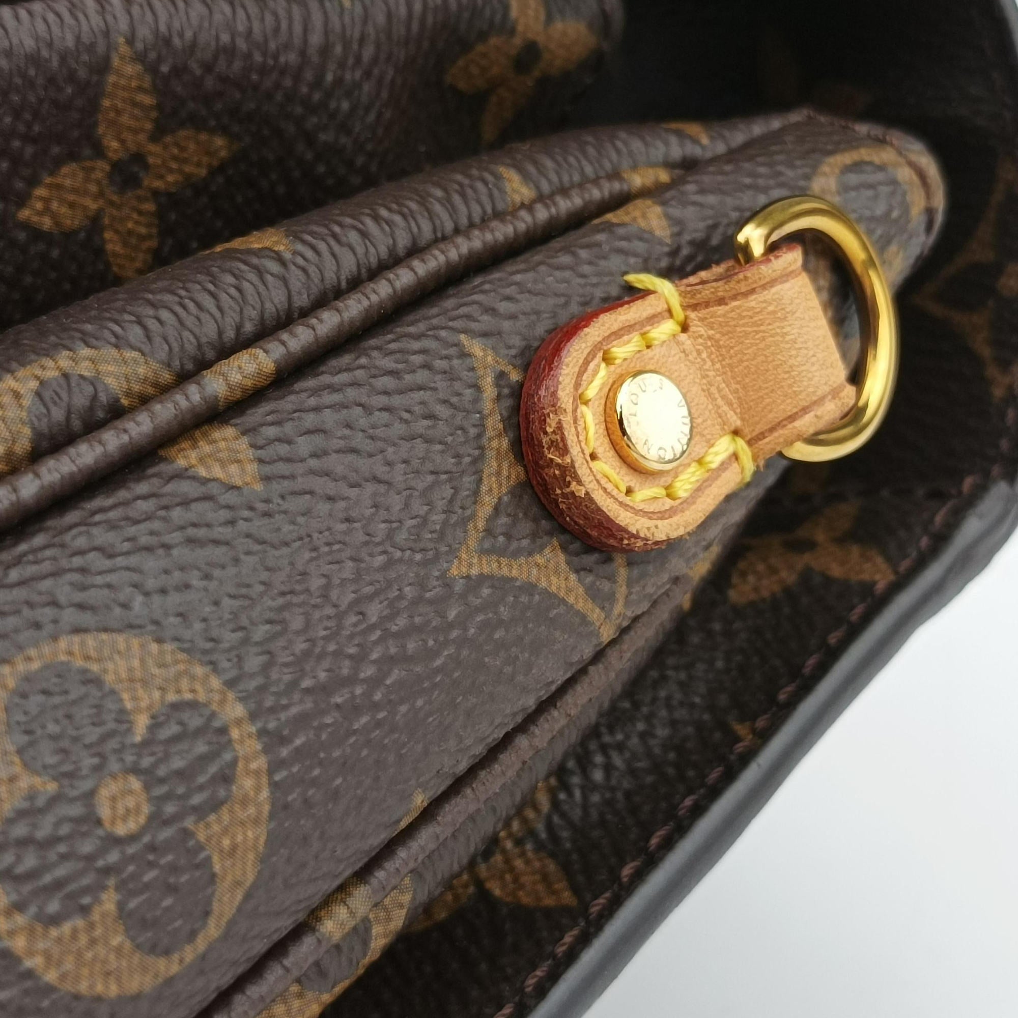 Pre-owned Louis Vuitton Pochette Metis MM Brown Monogram Canvas M44875 shoulderbag | stylenewstar